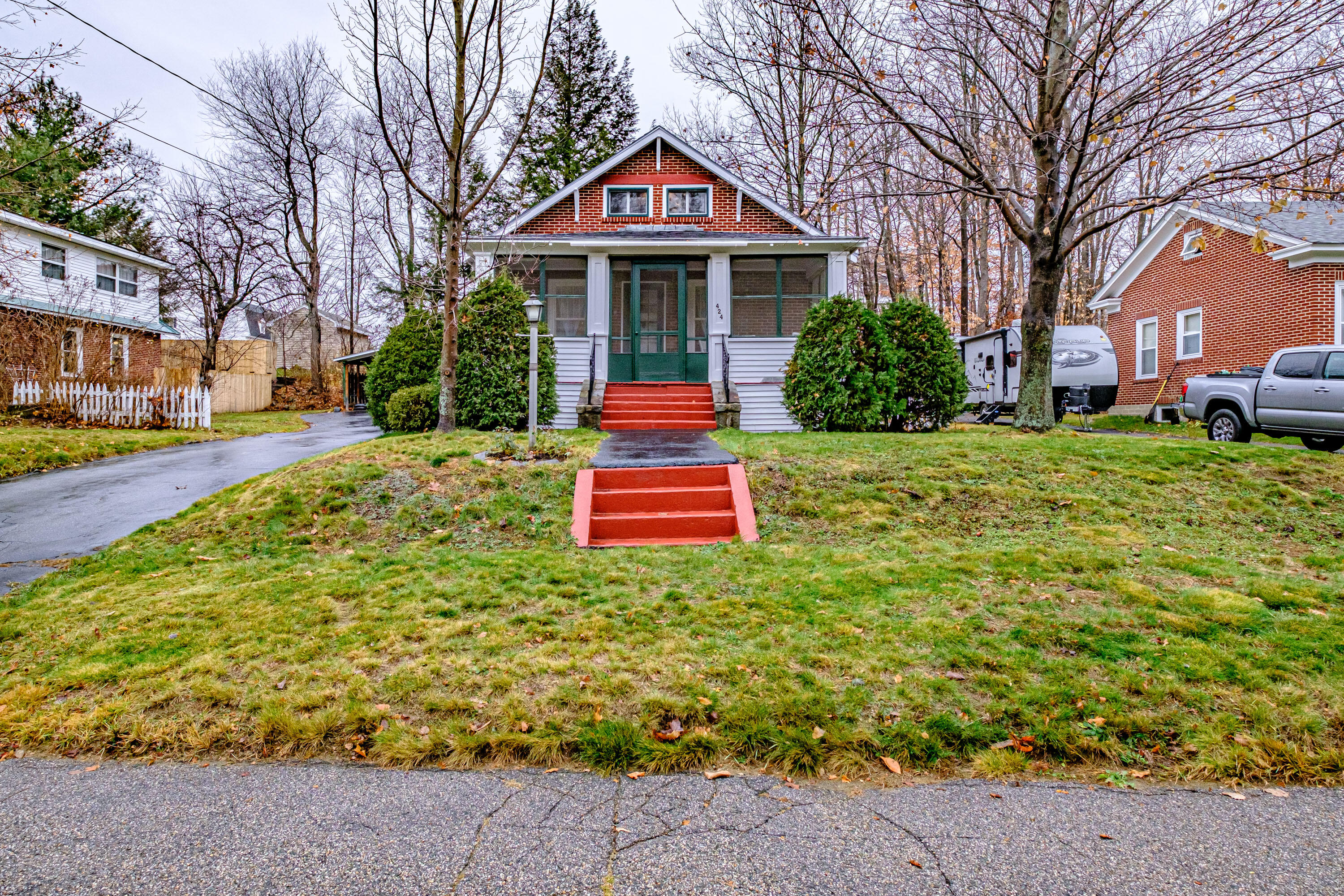 424 Pine Street, Rumford, ME, 04276-2121