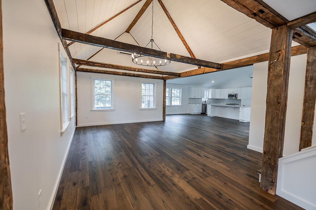 497 N Parish Road, Turner, ME, 04282