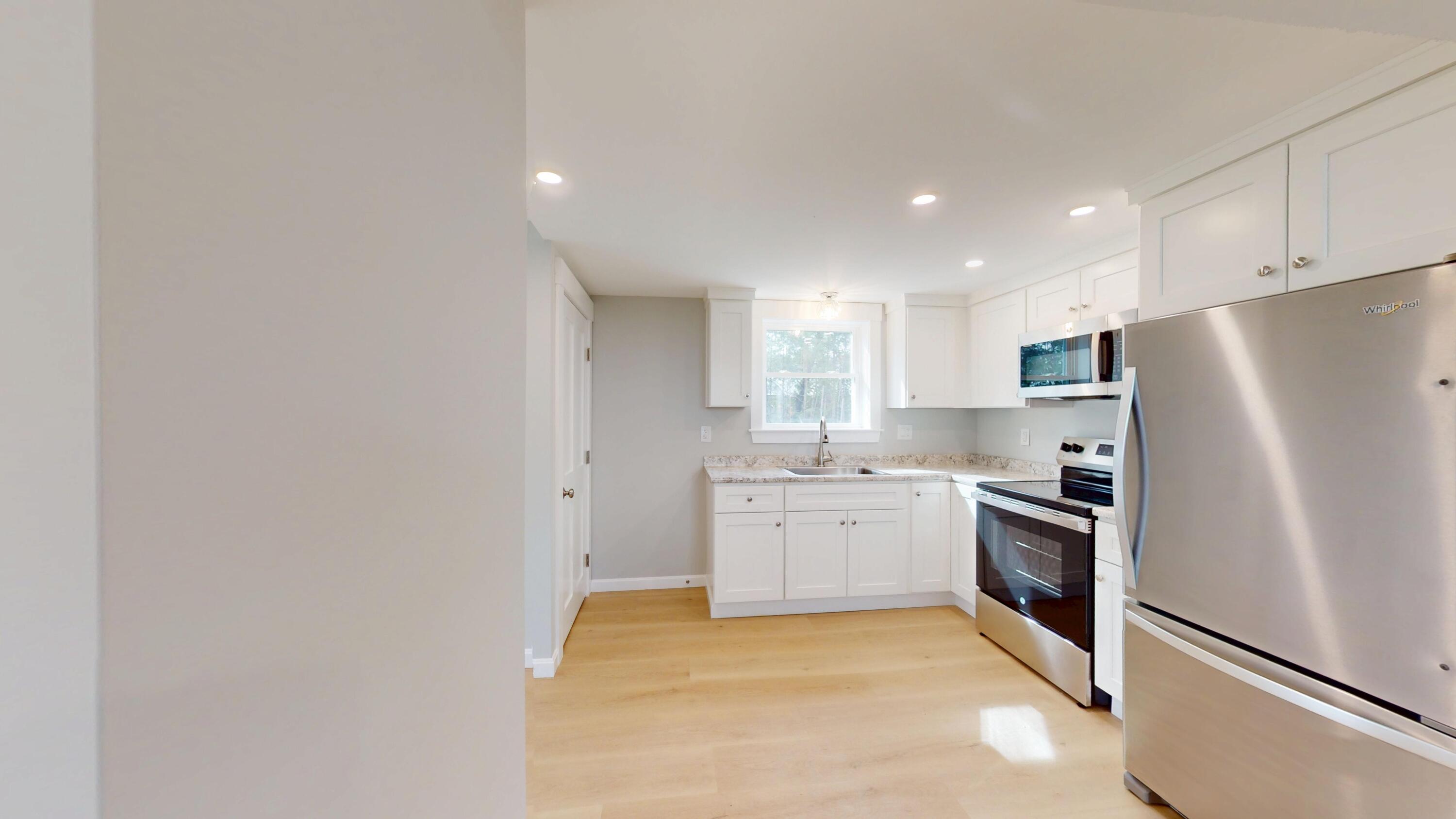 38 River Road, Howland, ME, 04448