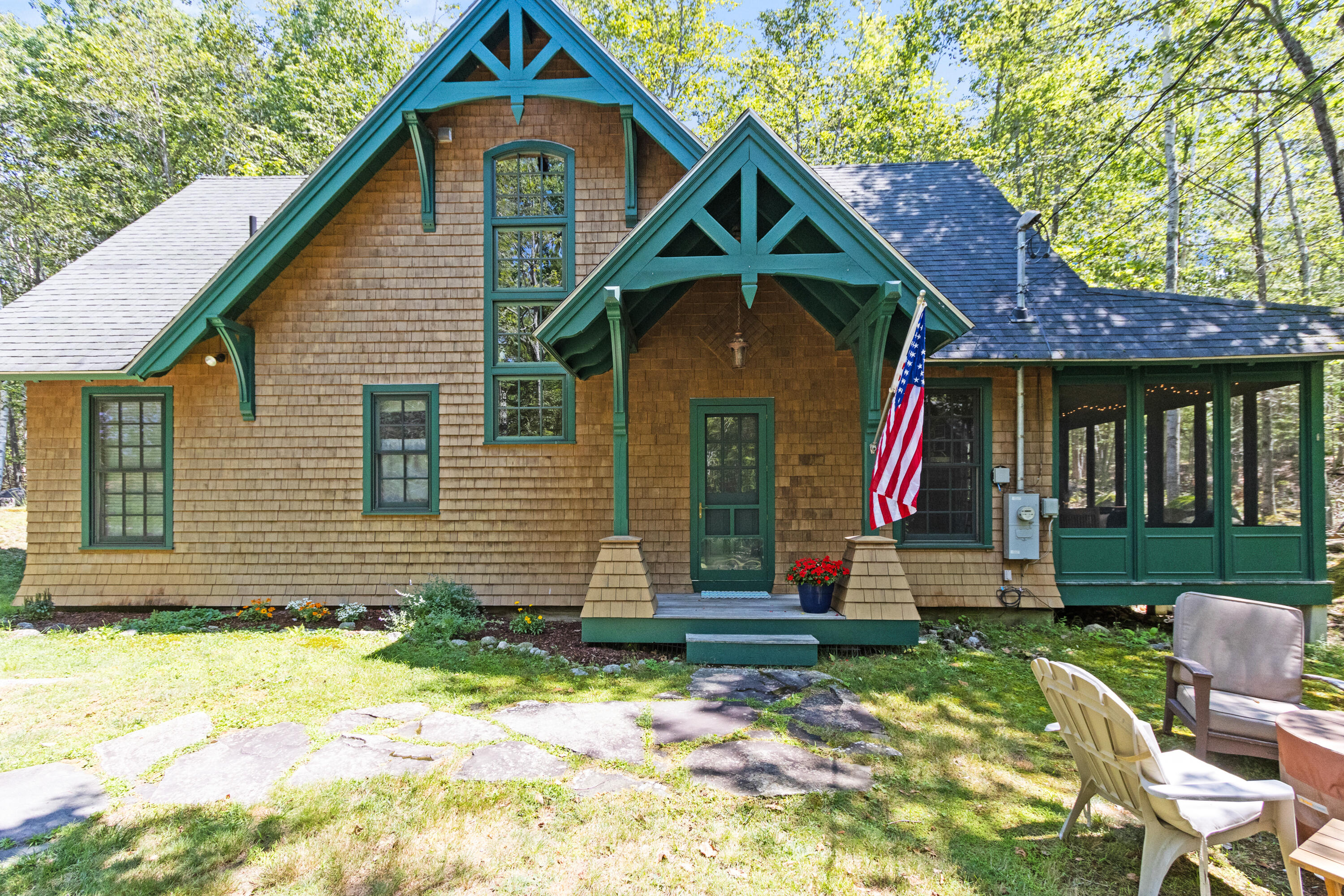 56 Highpoint Drive
