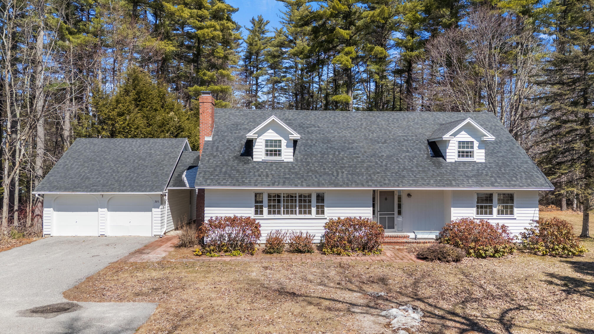 207 N High Street, Bridgton, ME, 04009