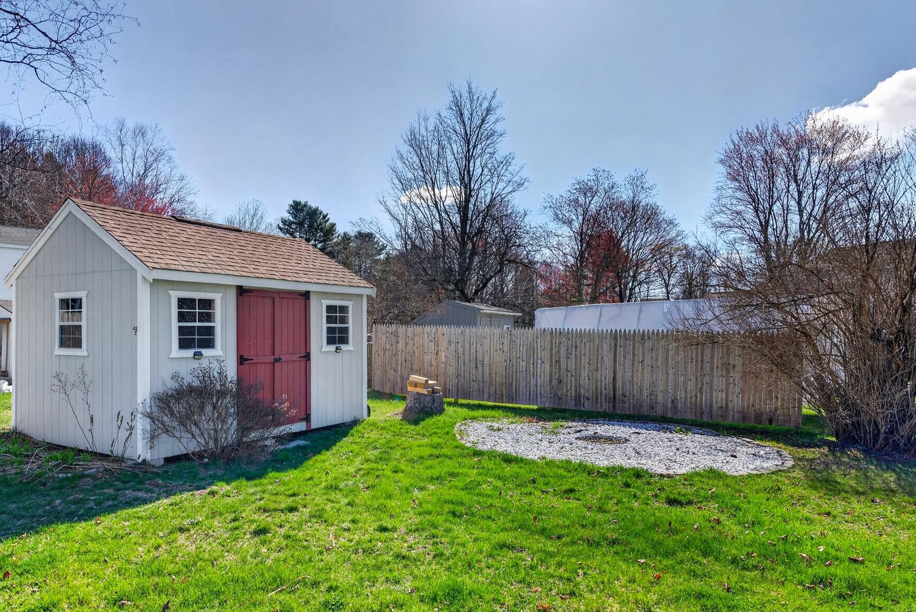 7 Lawn Avenue, Cumberland, ME, 04021