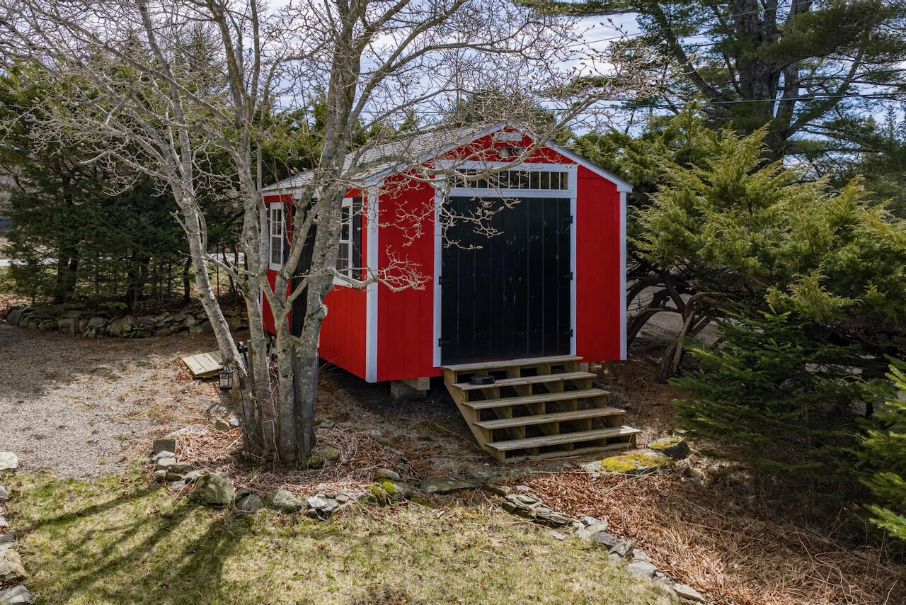 1052 Meadow Pond Road, Islesboro, ME, 04848