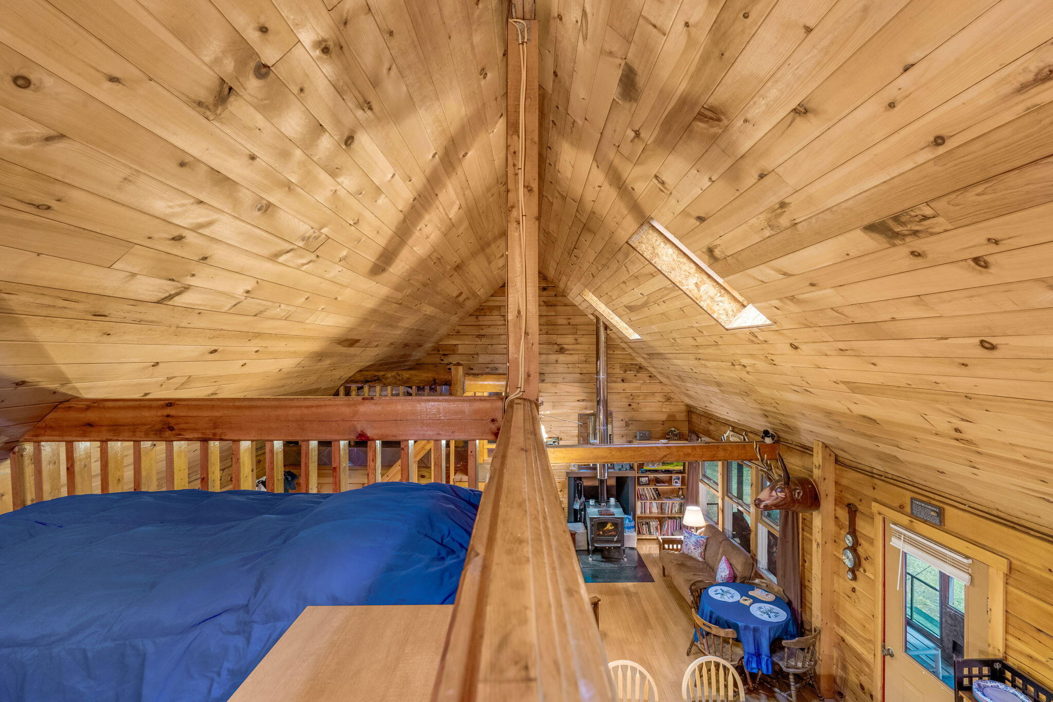 22-web-or-mls-687-e-madasgascal-pond-rd