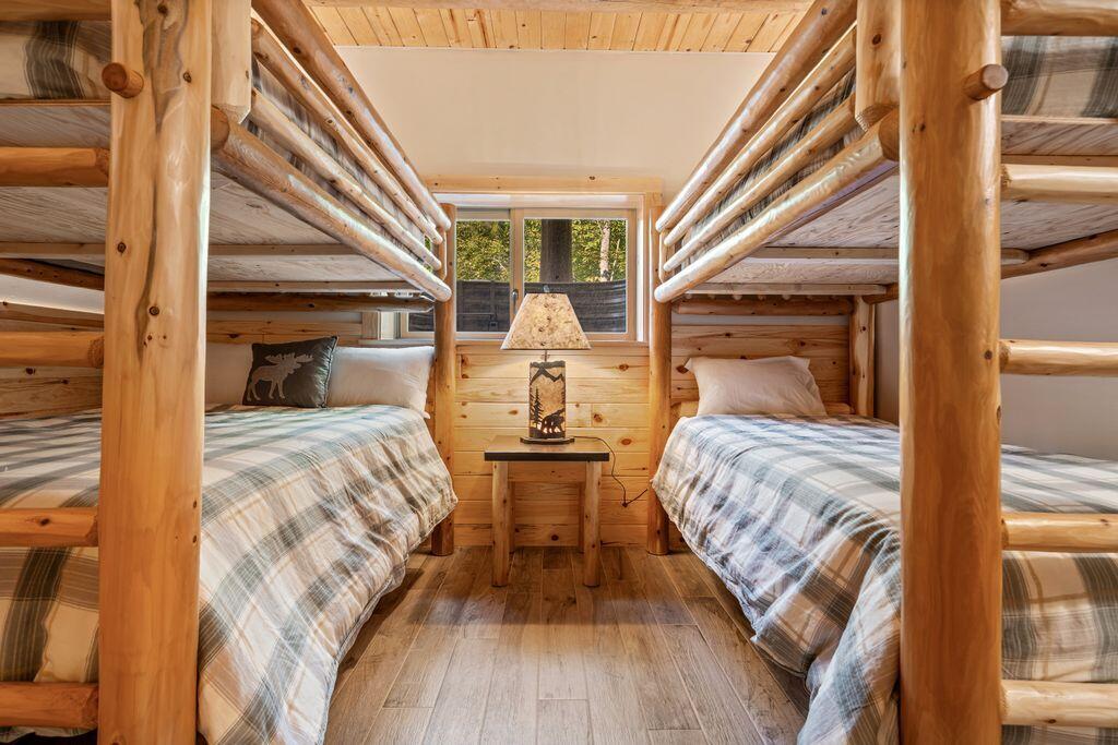 366 Glades View Avenue, Newry, ME, 04261