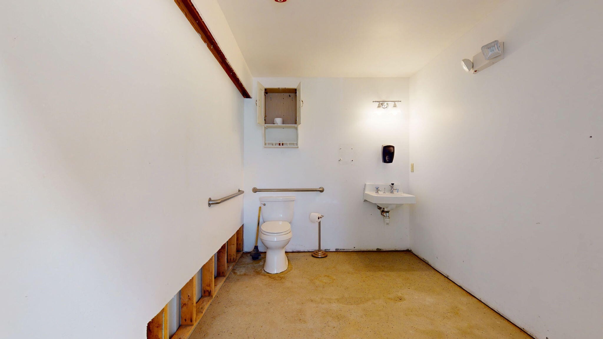 213 Washington Street S, Auburn, ME, 04210