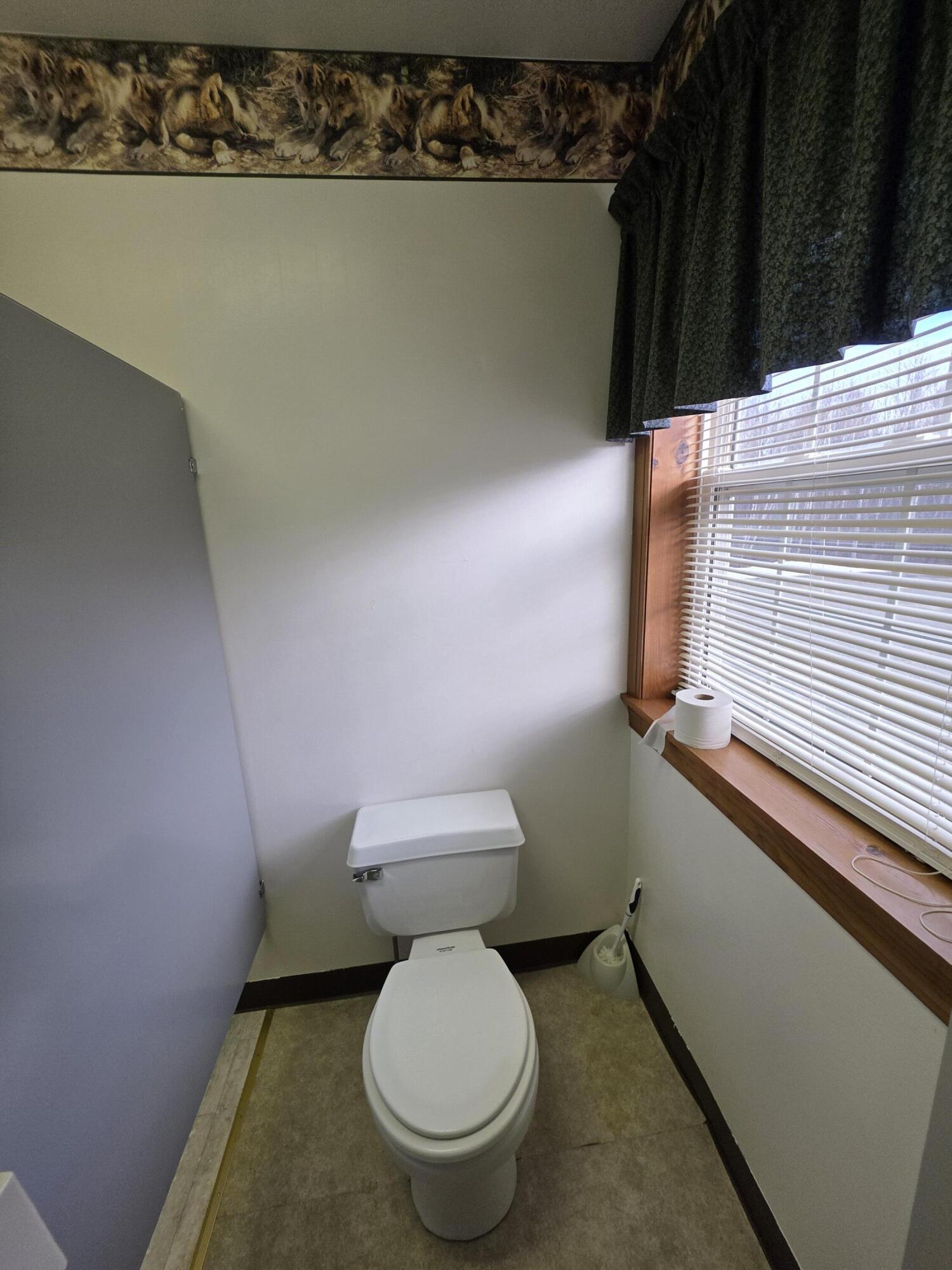 94 Race Course Road, Bucksport, ME, 04416