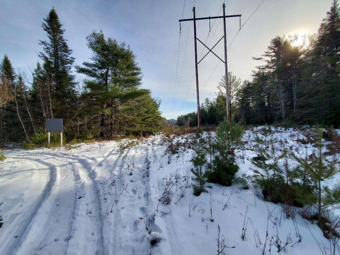 999 Main Road, Eddington, ME, 04428