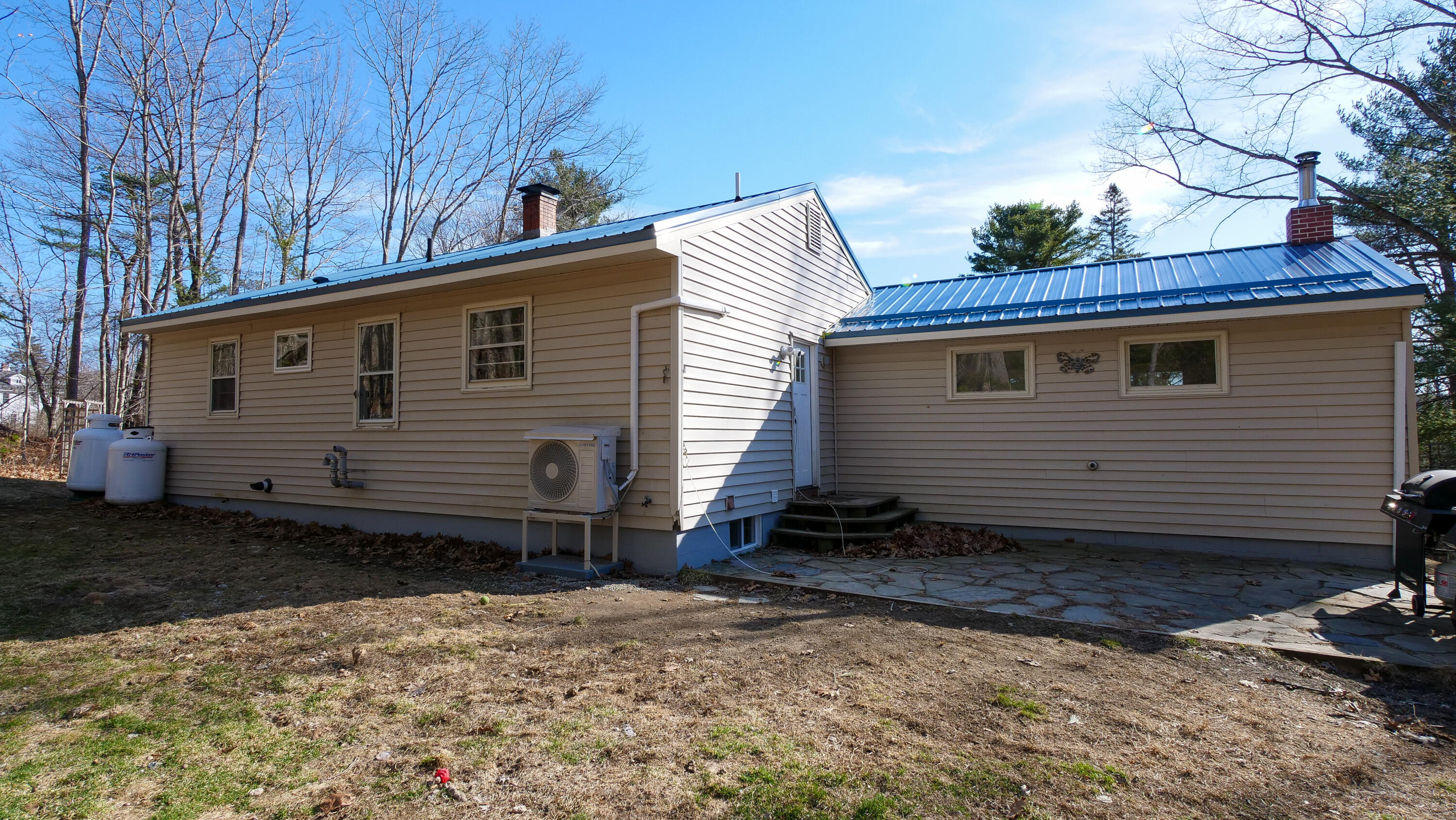 16 Gardner Road, Orono, ME, 04473