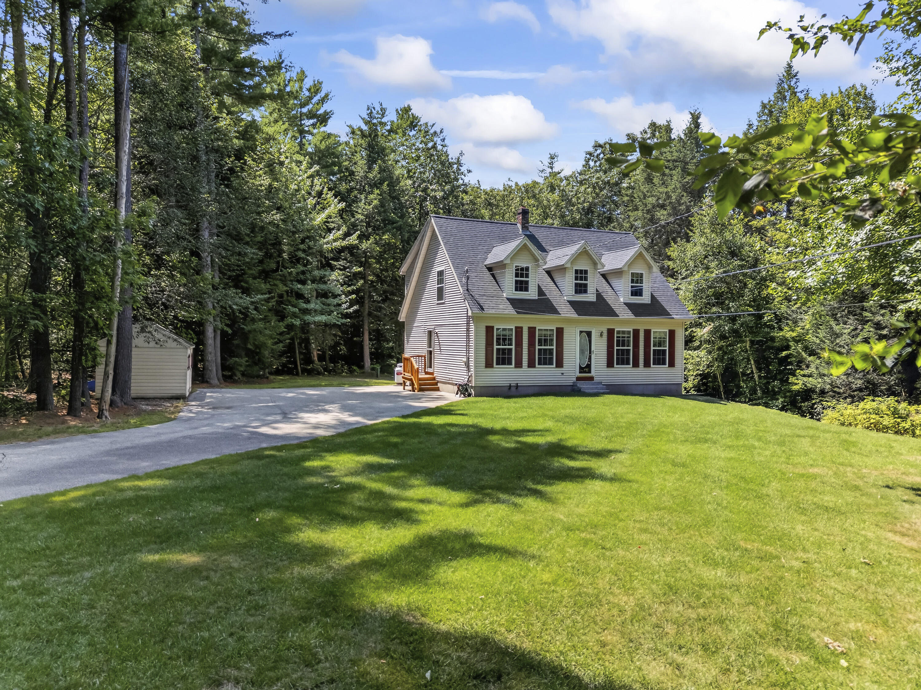 Photo of 152 Sand Pond Road Sanford ME 04073