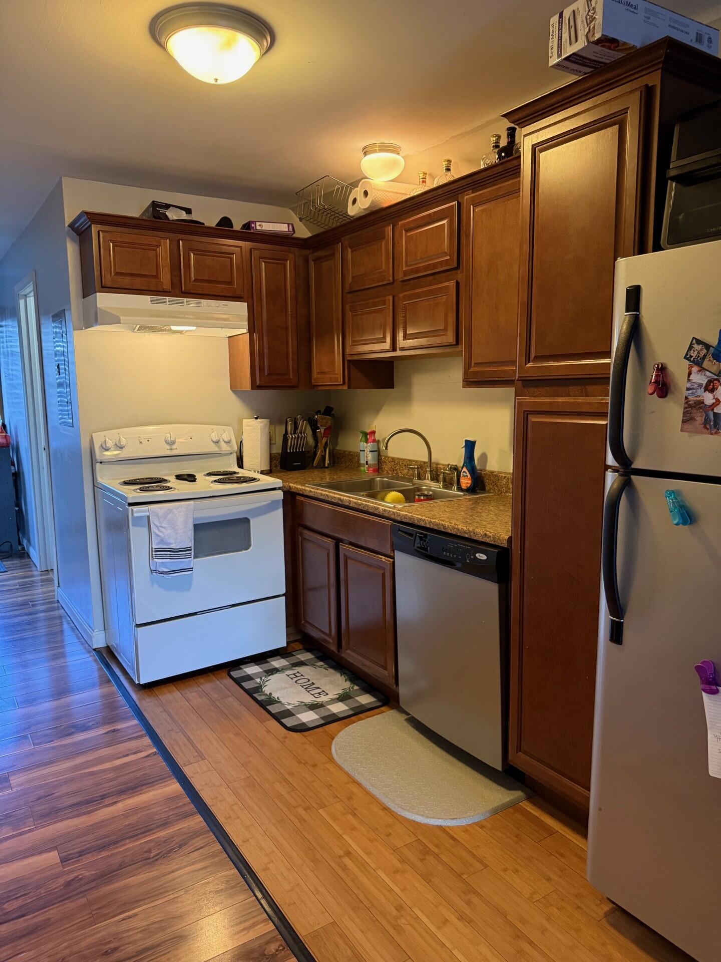 145 Main Street, Thomaston, ME, 04861