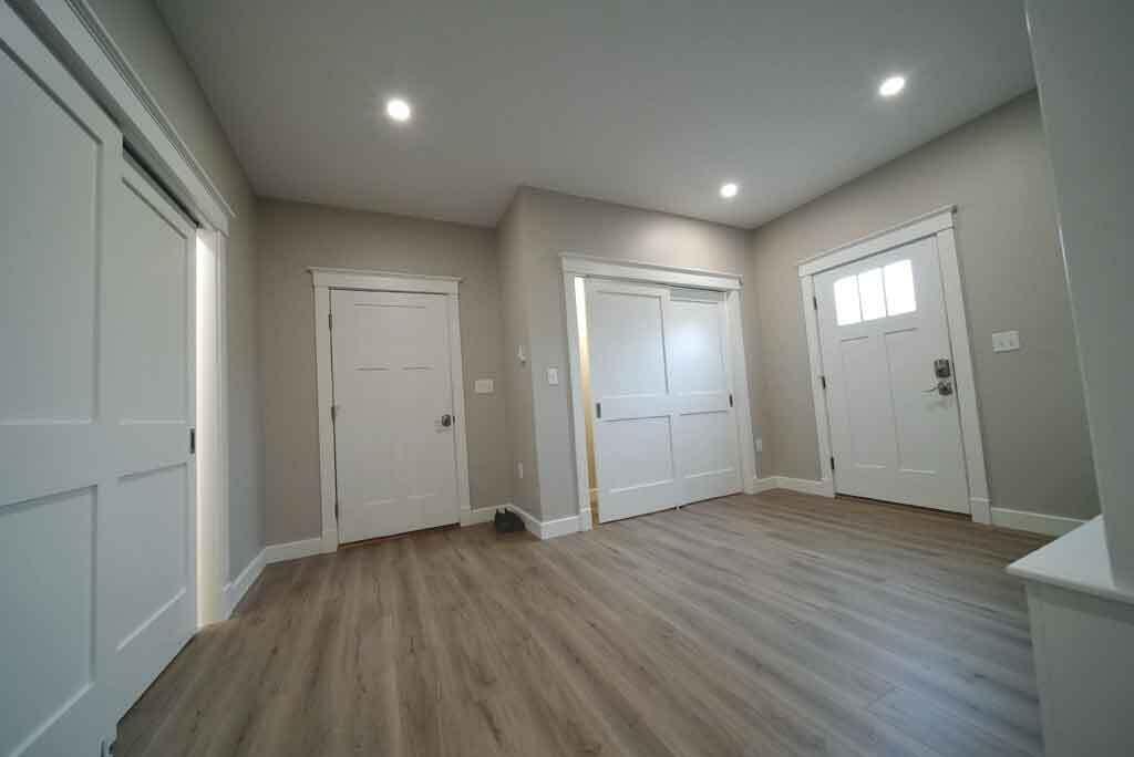 9 Lilac Lane, Houlton, ME, 04730