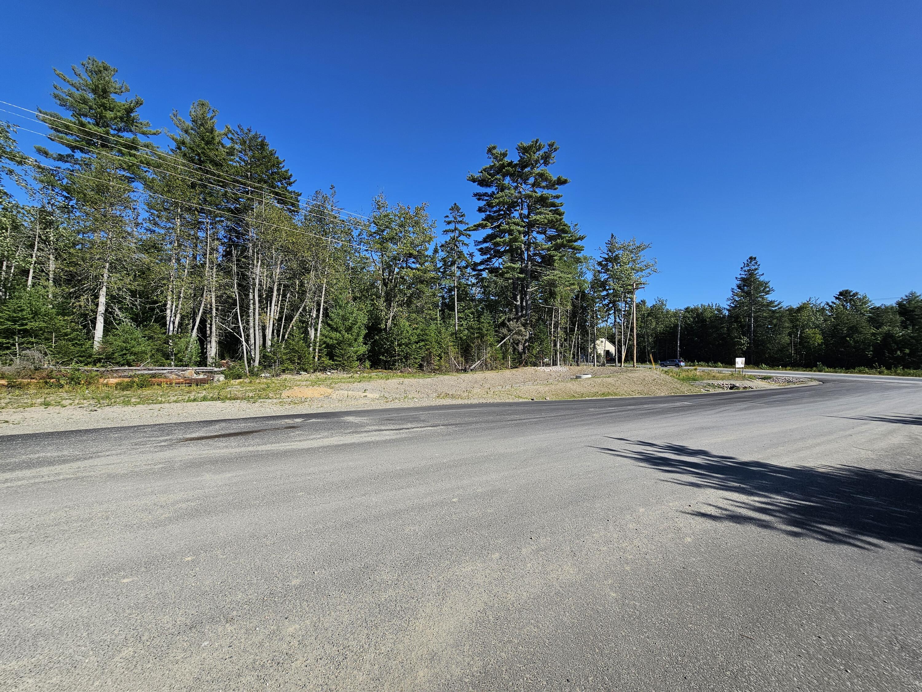 576 US Hwy 1, Hancock, ME, 04640