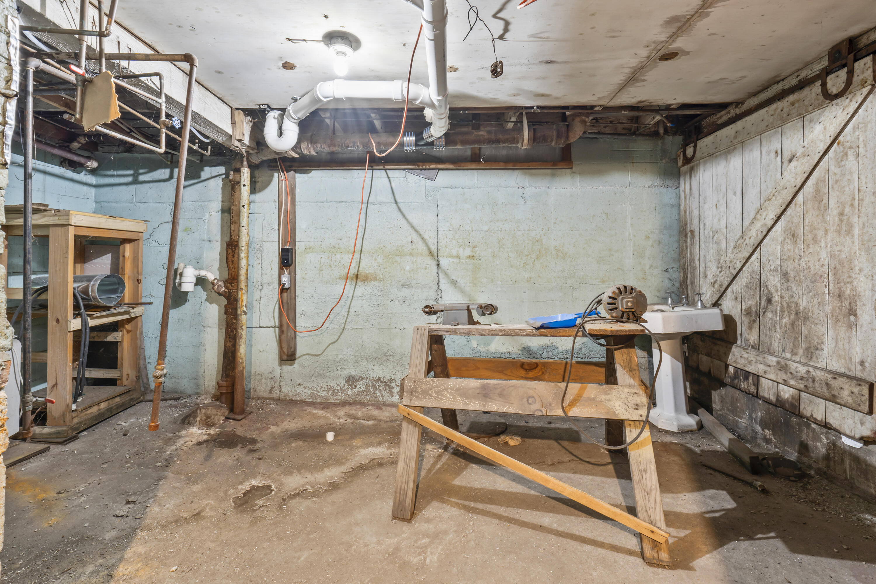 337 Lisbon Street, Lewiston, ME, 04240