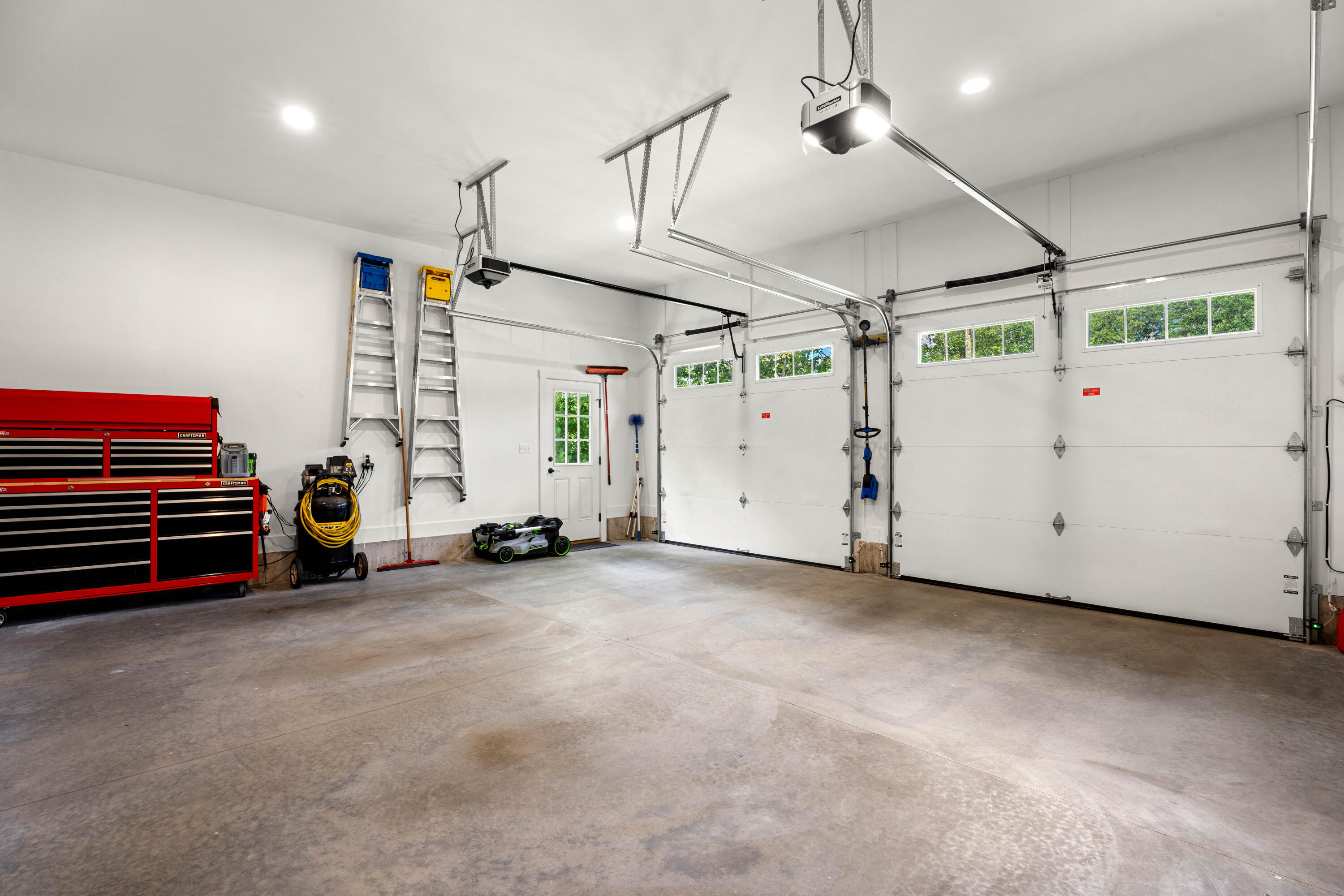 2 car garage
