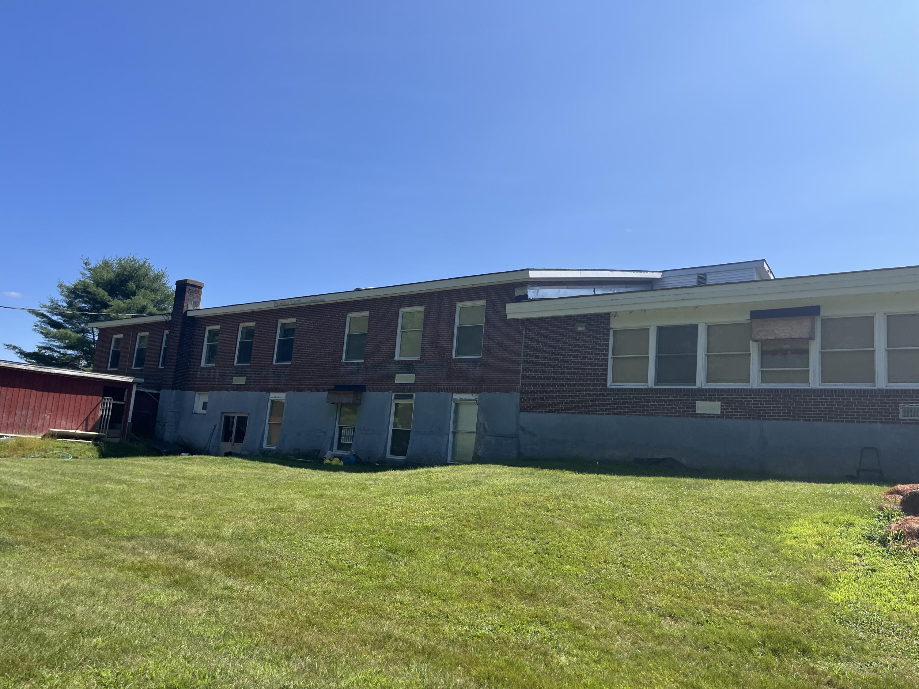 41 Graham Lane, Mattawamkeag, ME, 04459