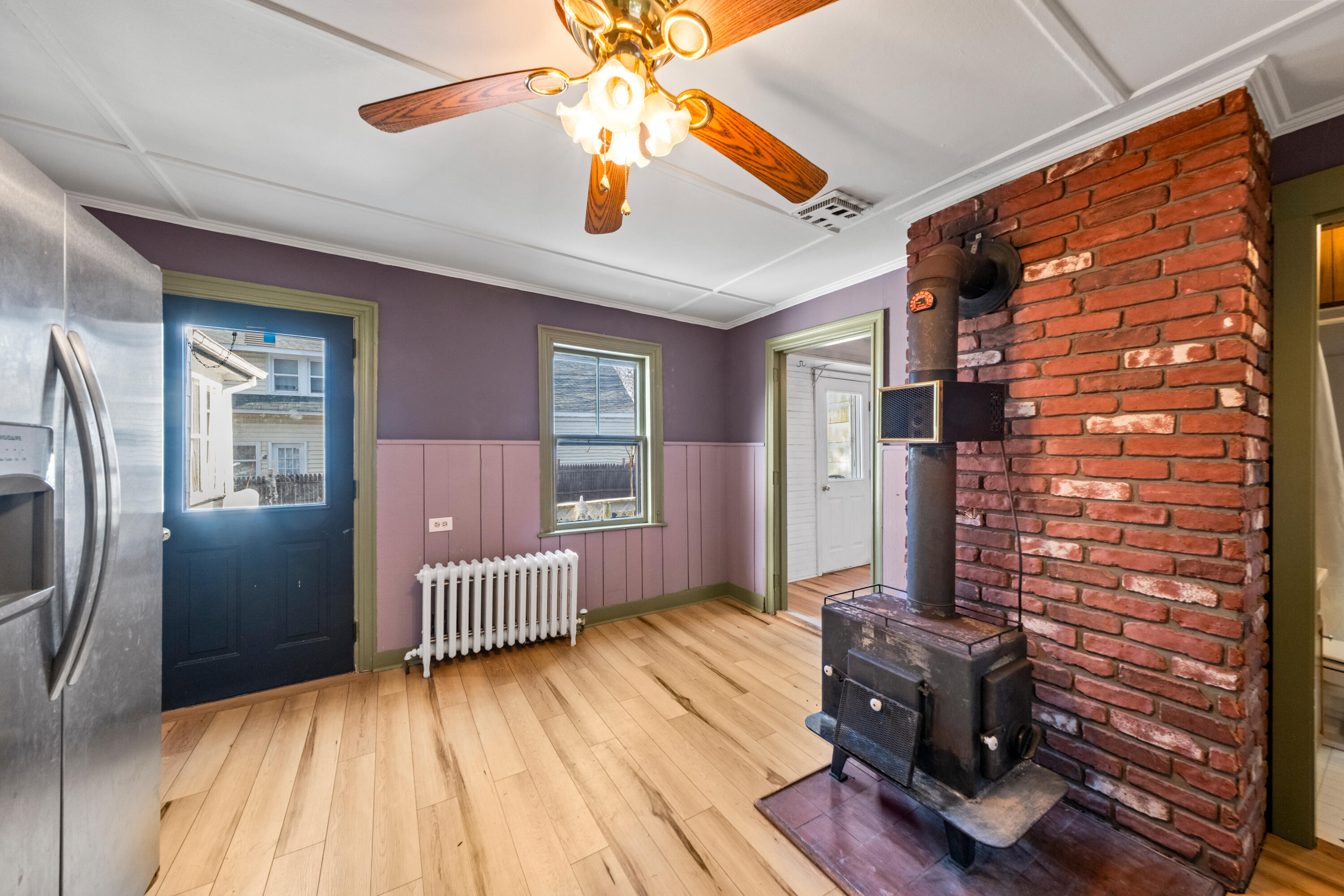 84 Pleasant Street