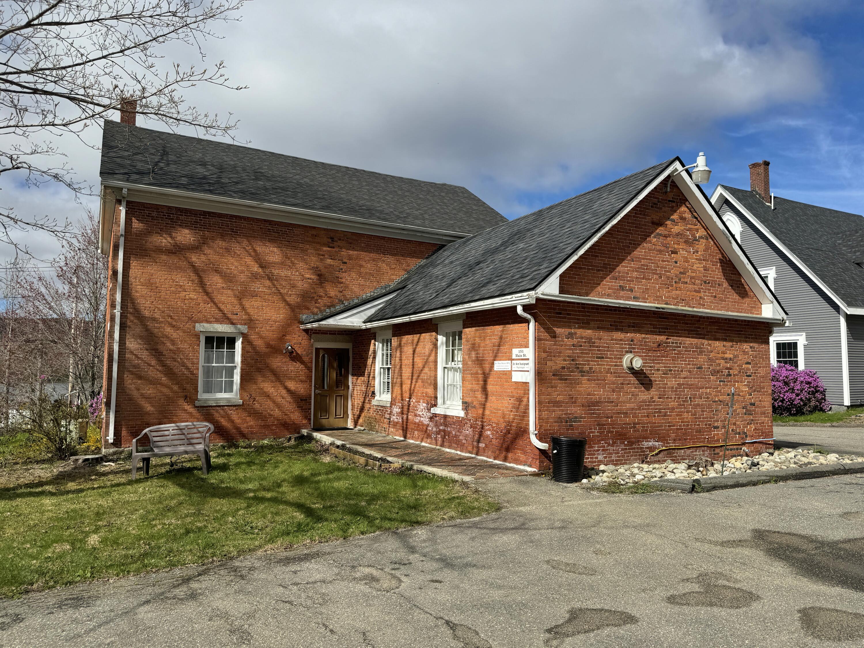 151 Main Street, Bucksport, ME, 04416