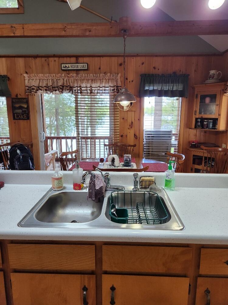 207 Coles Landing