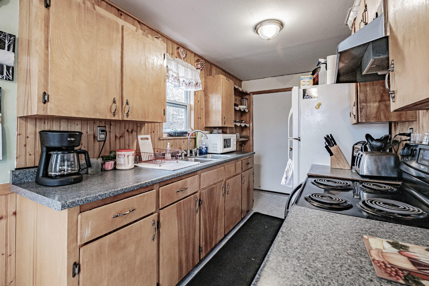 21 Tyler Street, Bethel, ME, 04217