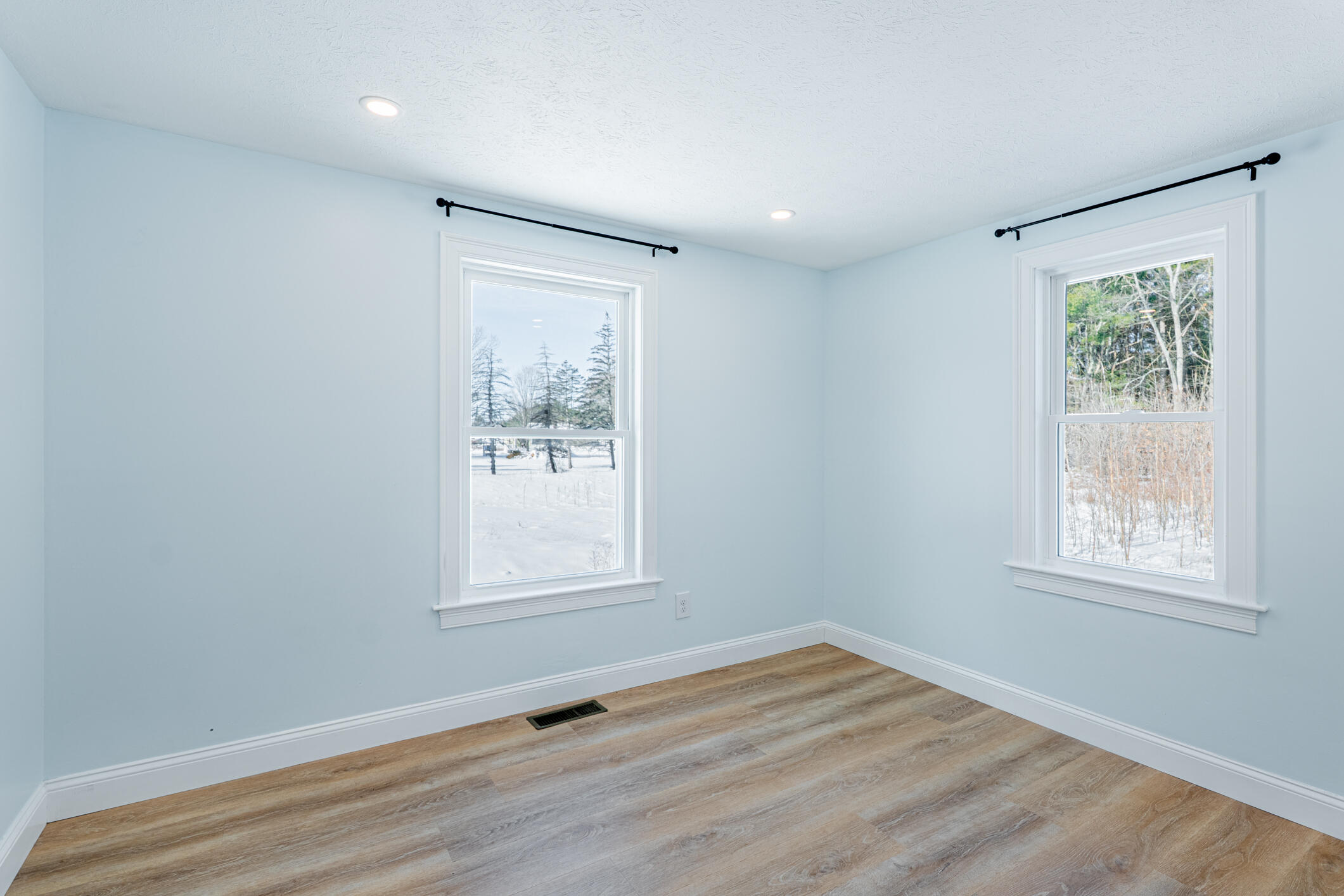 18 Eaton Drive, Buxton, ME, 04093