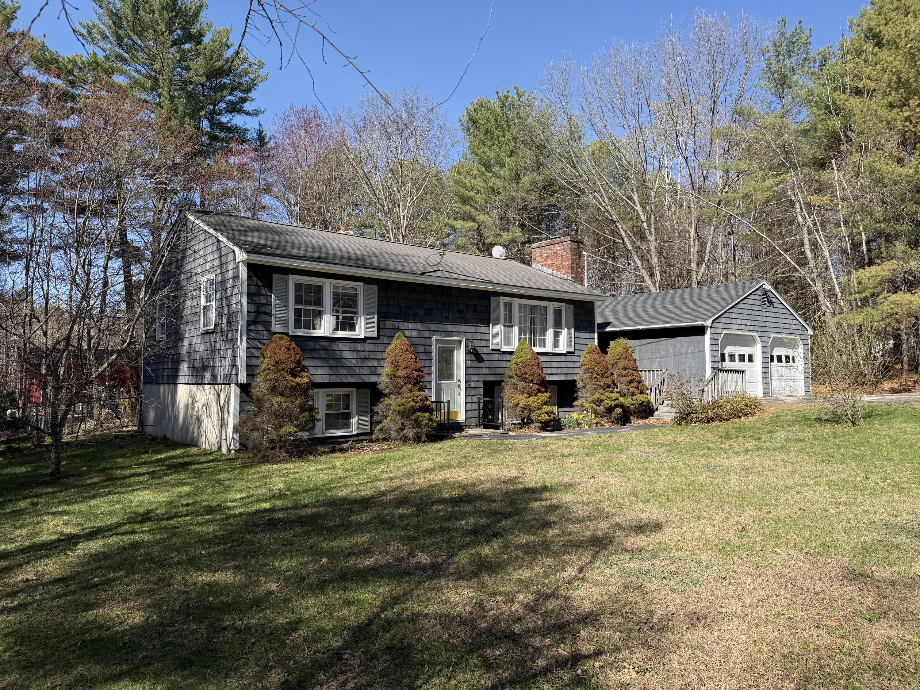 79 Auburn Road, Peru, ME, 04290