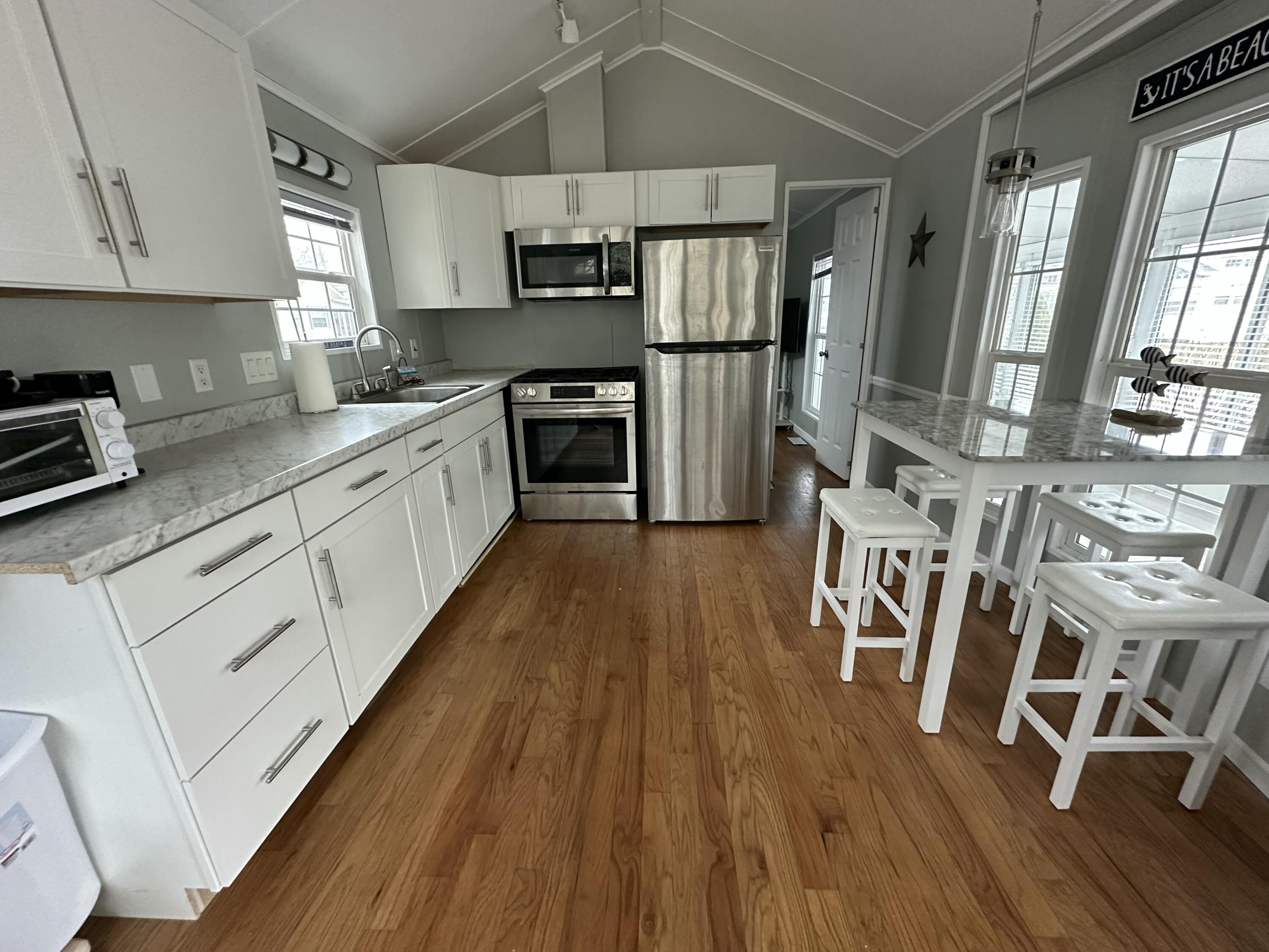 23 College Drive UNIT 527, Wells, ME, 04090