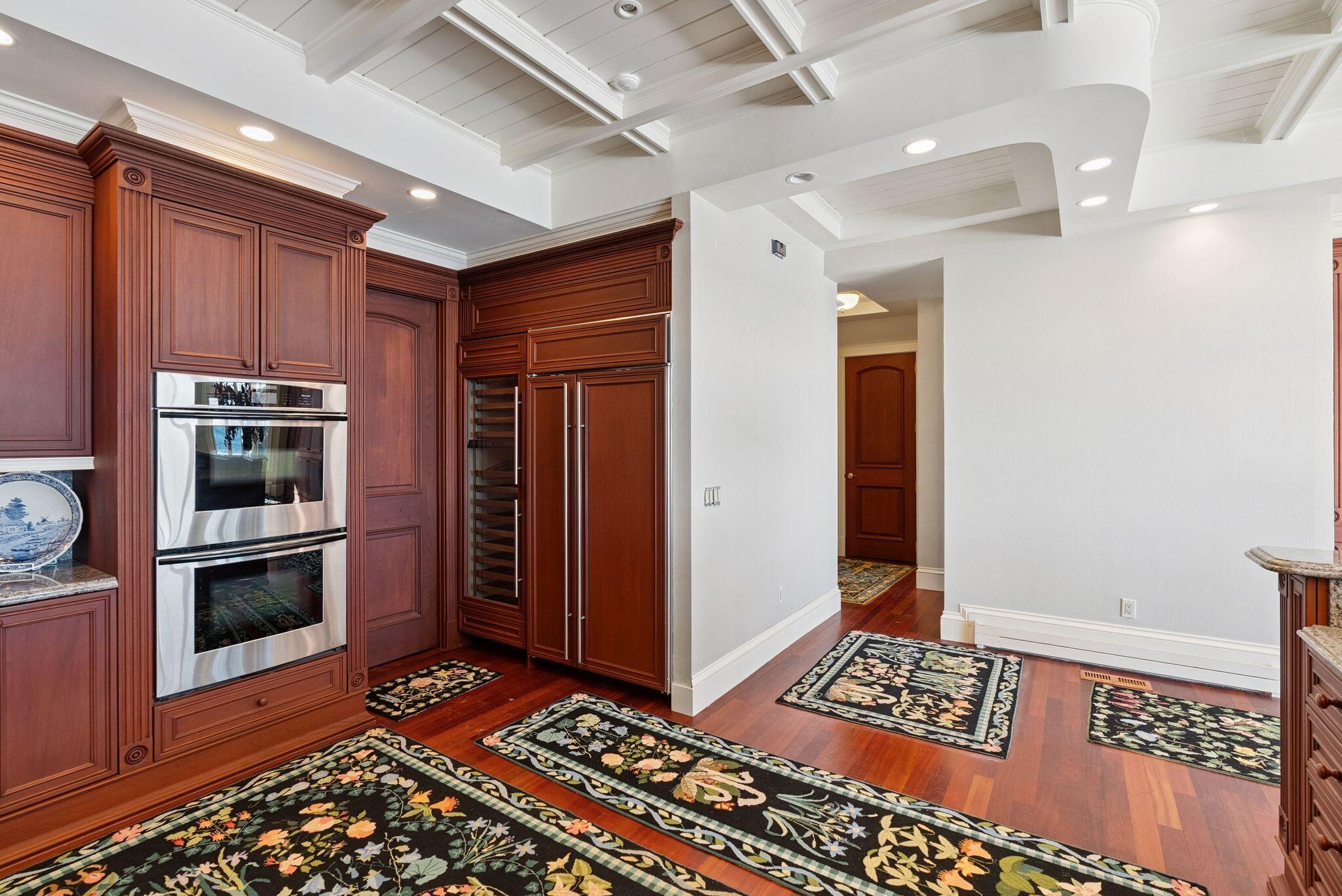 17 Seaview Avenue, Kennebunkport, ME, 04046