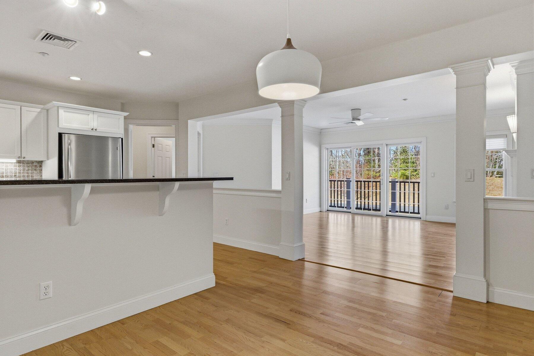 100 Shepards Cove Road UNIT F204, Kittery, ME, 03904