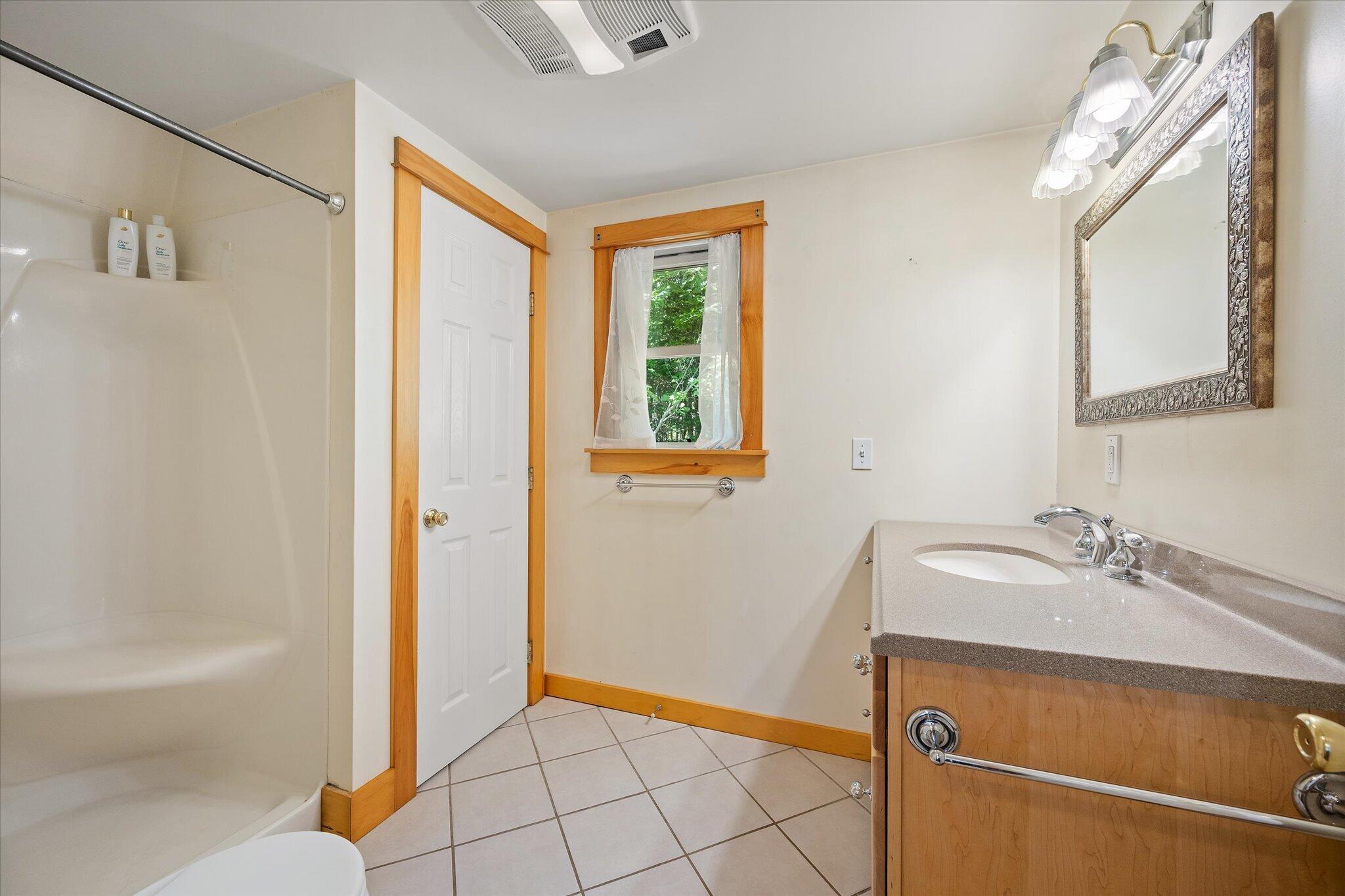 10 Maslow Square UNIT 10, Blue Hill, ME, 04614