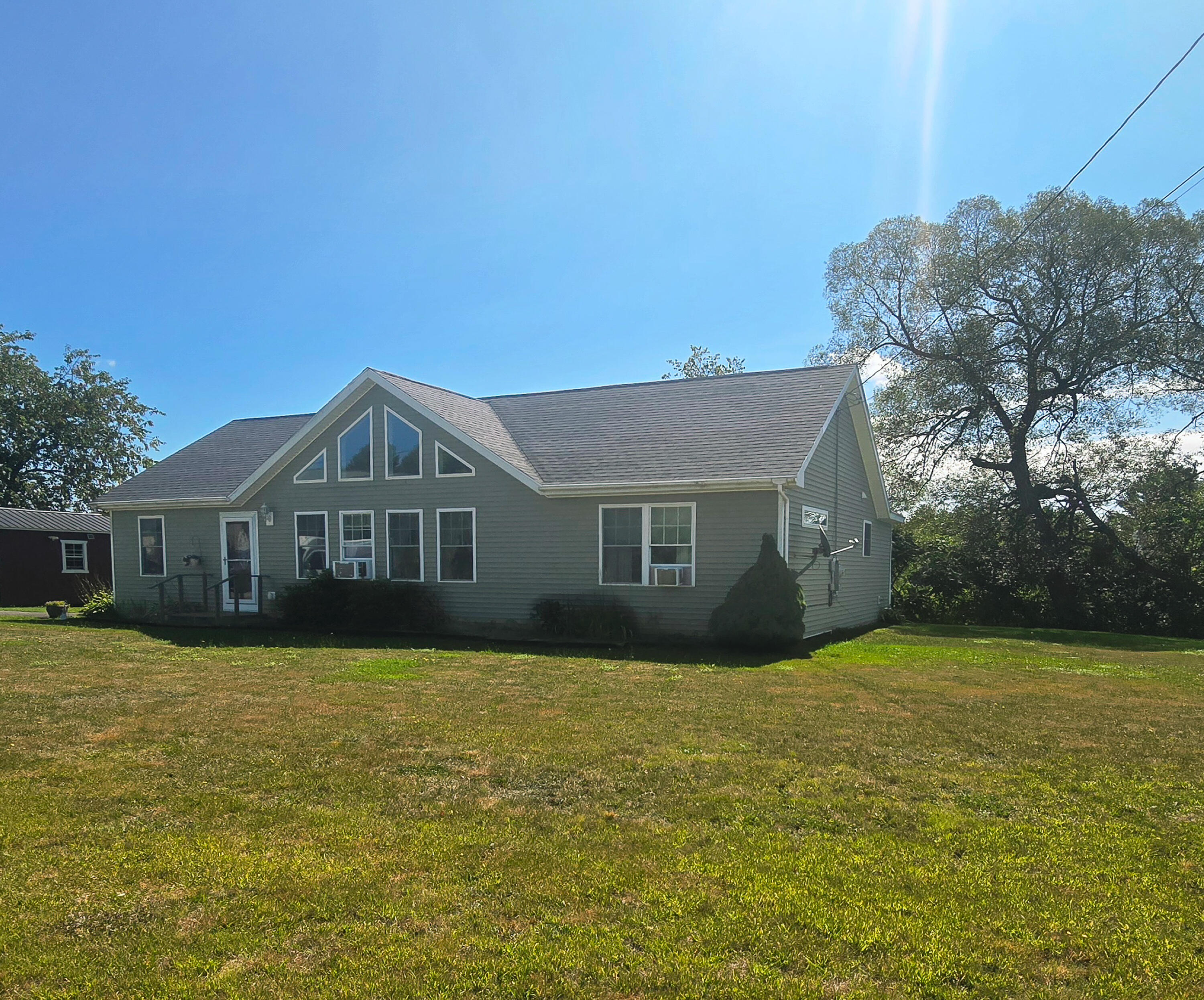 Photo of 556 Stream Road Winterport ME 04496