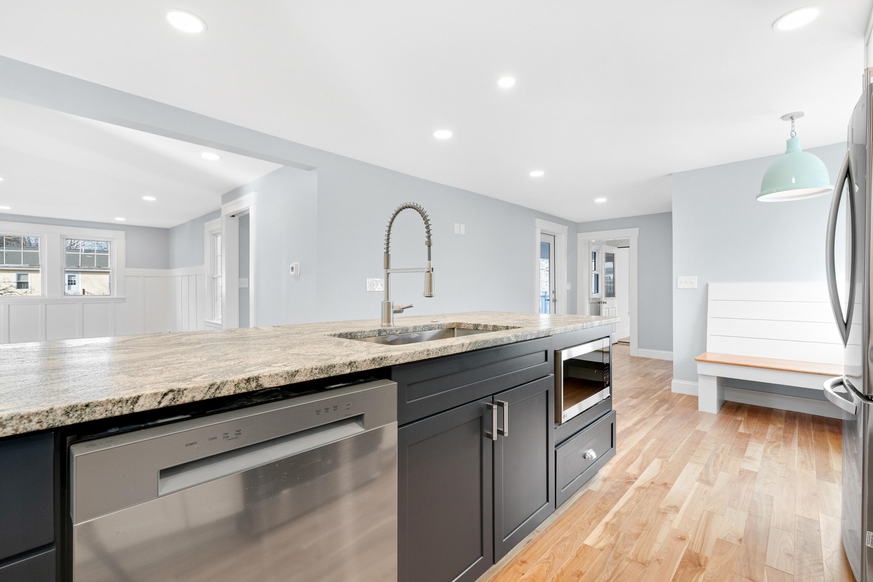 32 Ferry Road
