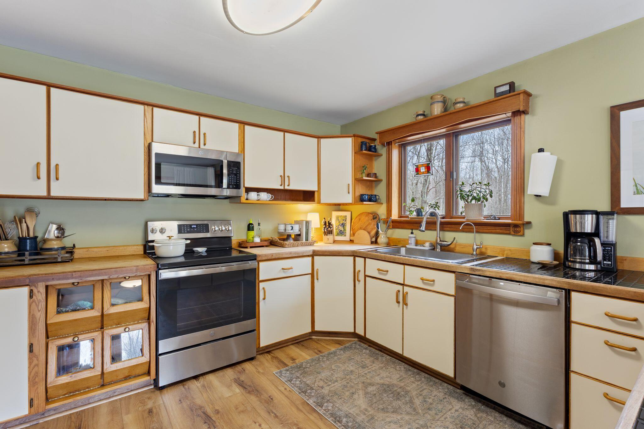 97 Tenny Hill Road, Raymond, ME, 04071