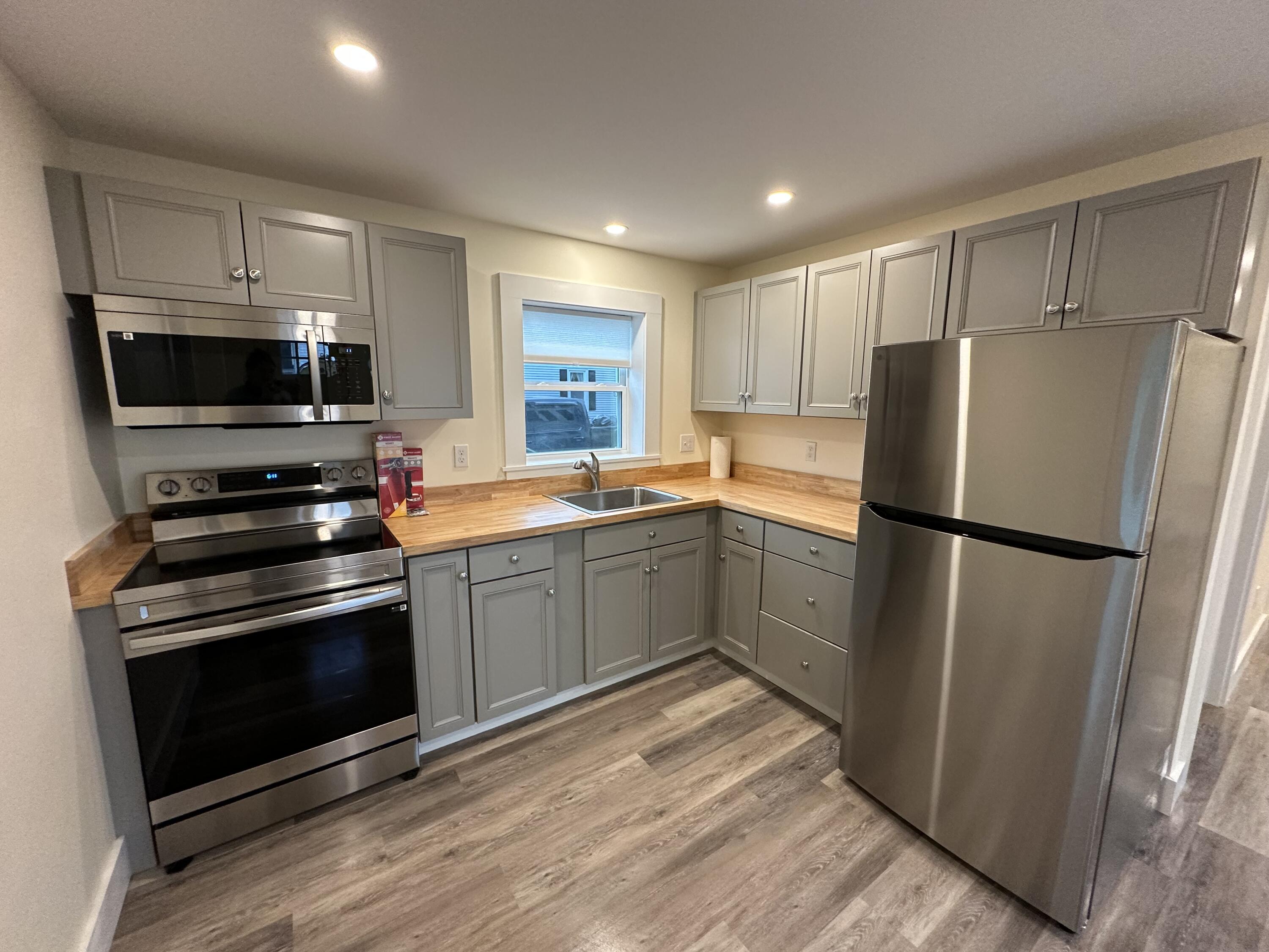 36 Grove Street, Rockland, ME, 04841