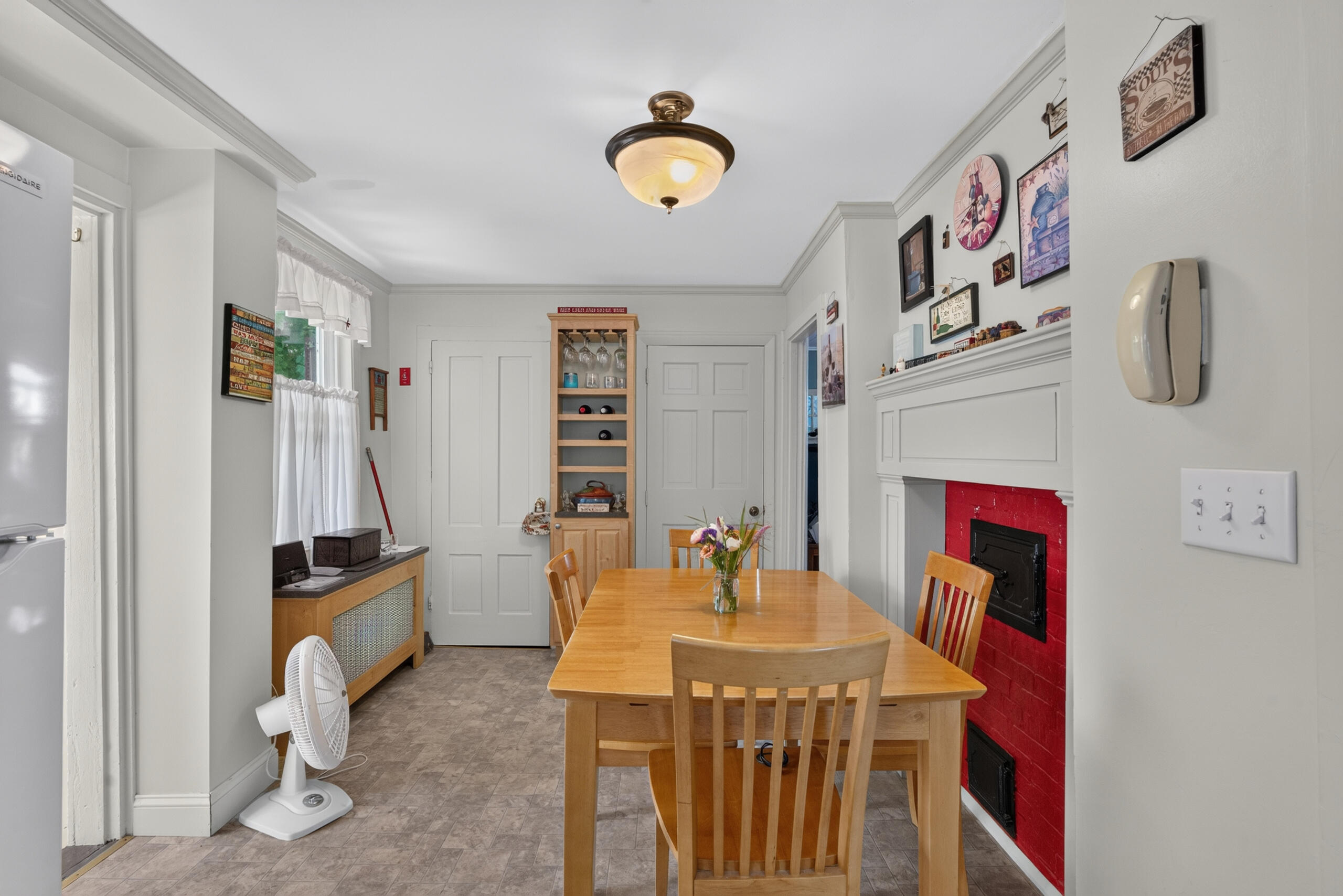 Dining/Kitchen
