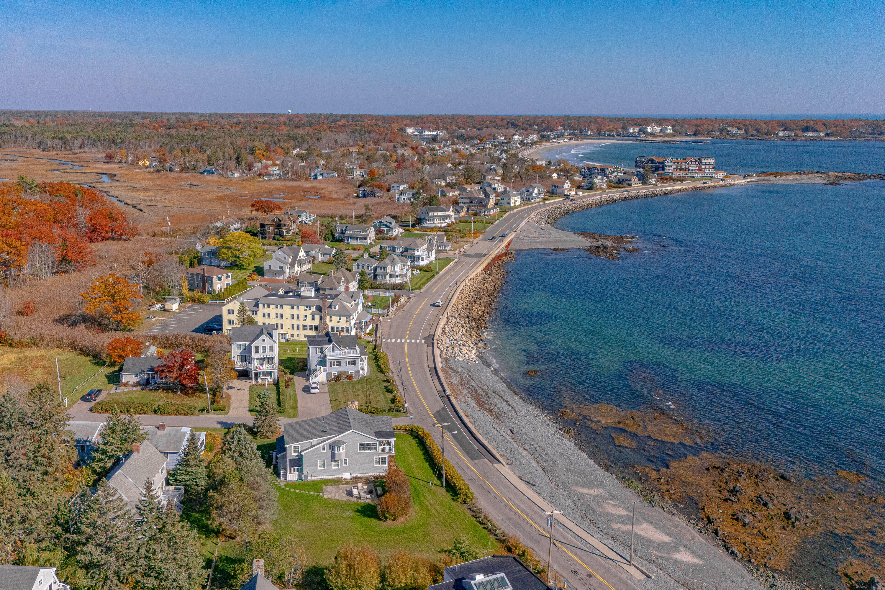 221 Beach Avenue, Kennebunk, ME, 04043