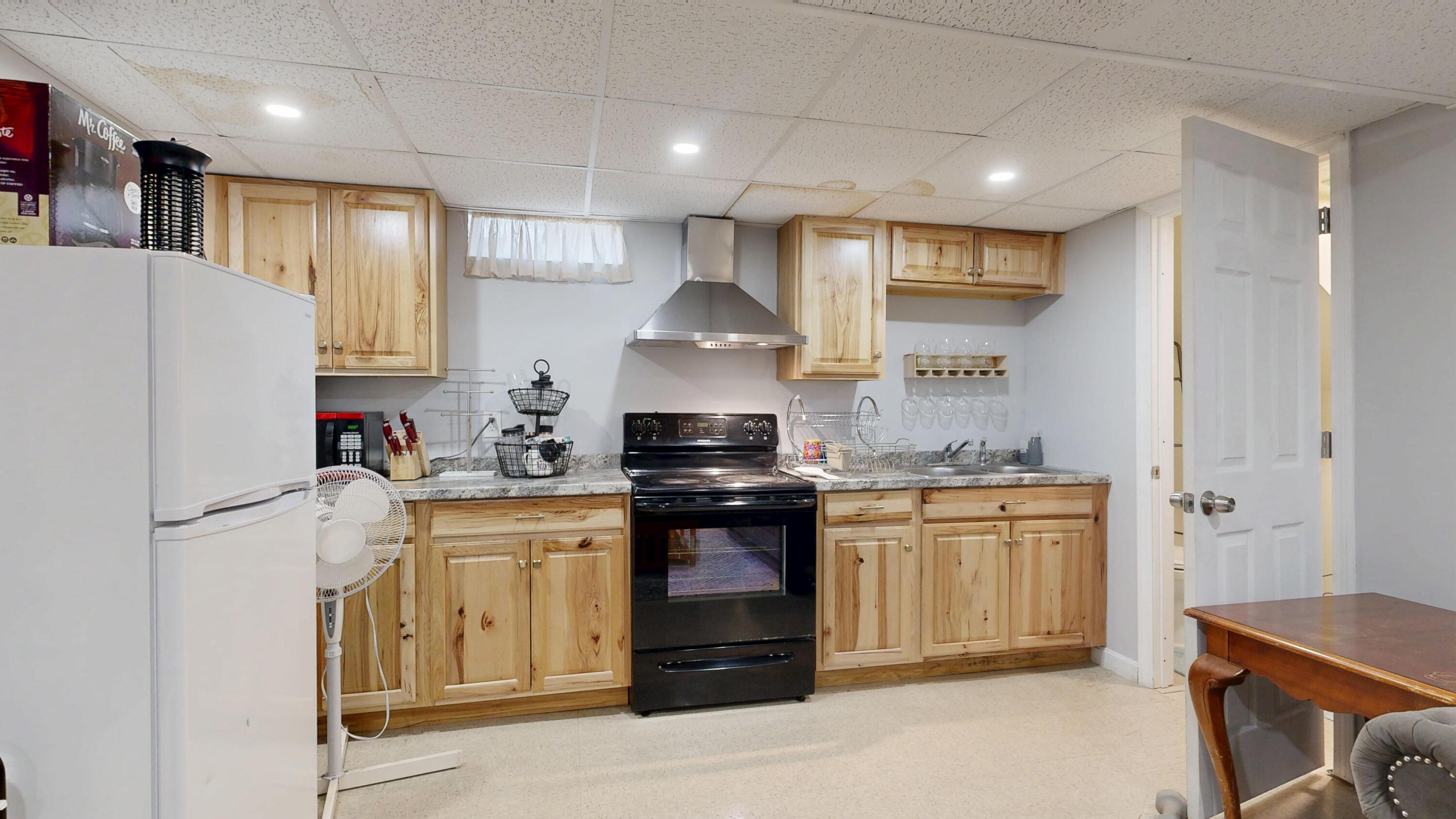 77 Mechanic Street, Westbrook, ME, 04092