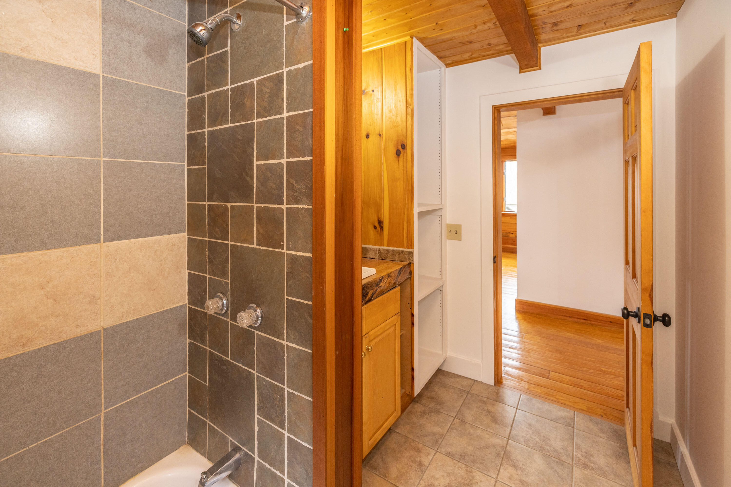 318 Hatchet Mountain Road, Hope, ME, 04847