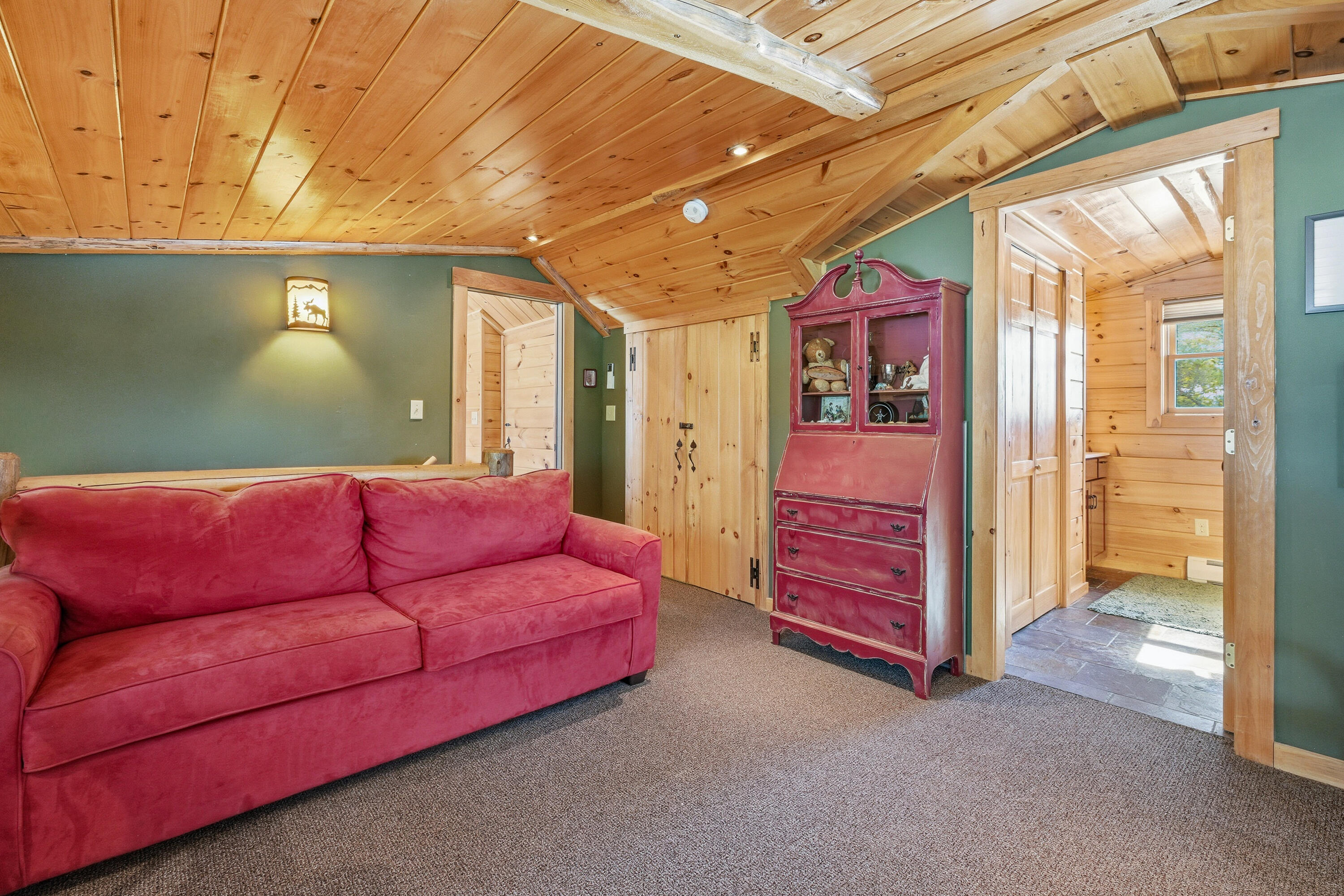 99 Abena Shores, Belgrade, ME, 04917