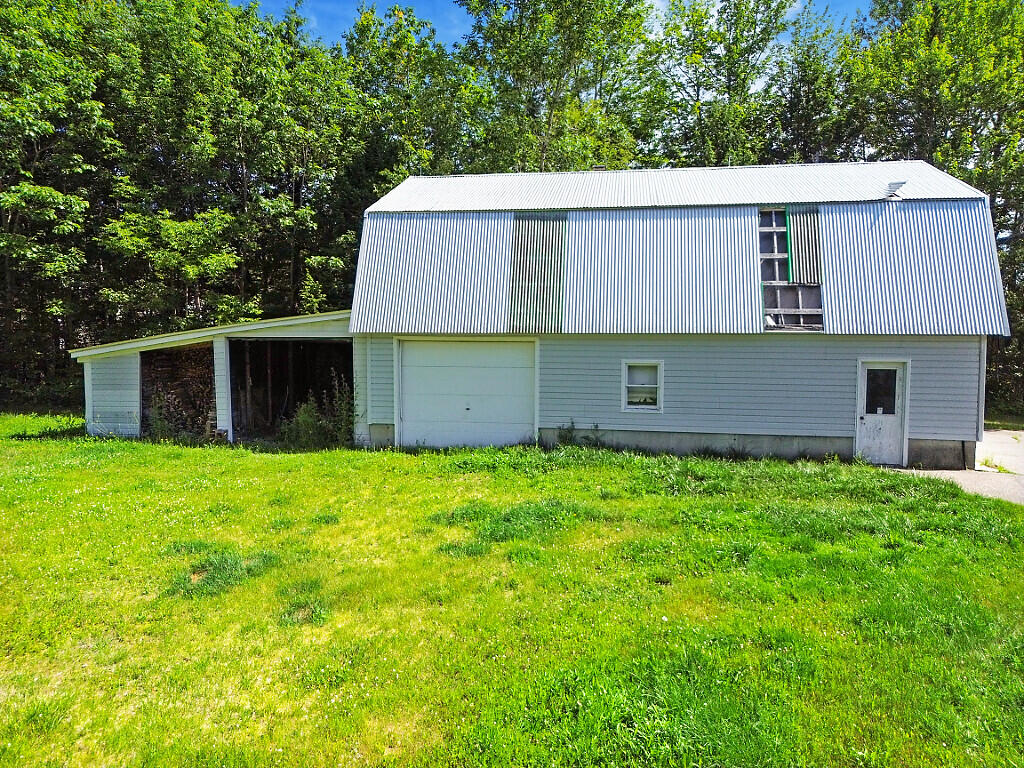 1650 N Belfast Avenue, Vassalboro, ME 04989 7