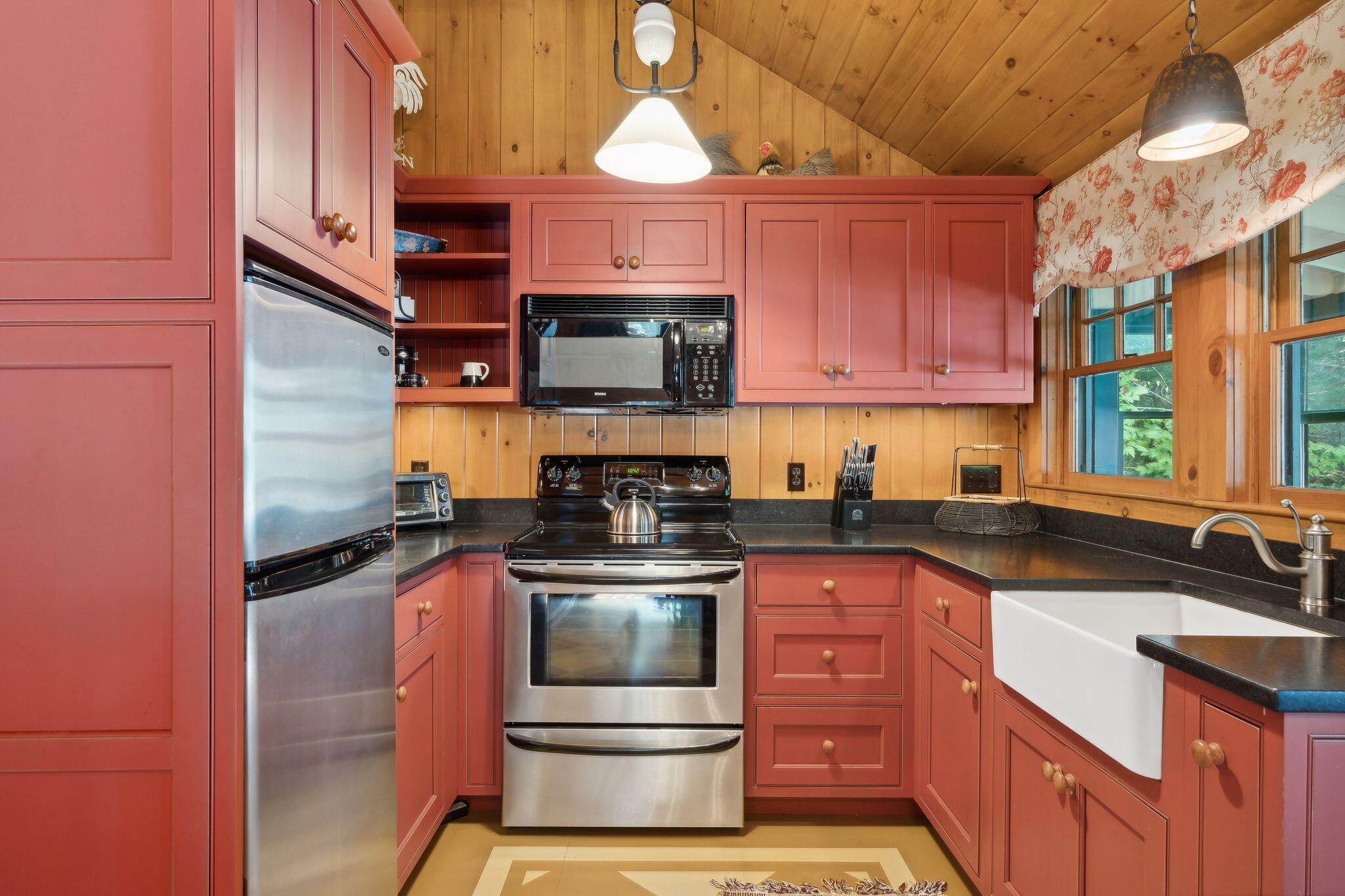 224 Ledges Road S, Naples, ME, 04055