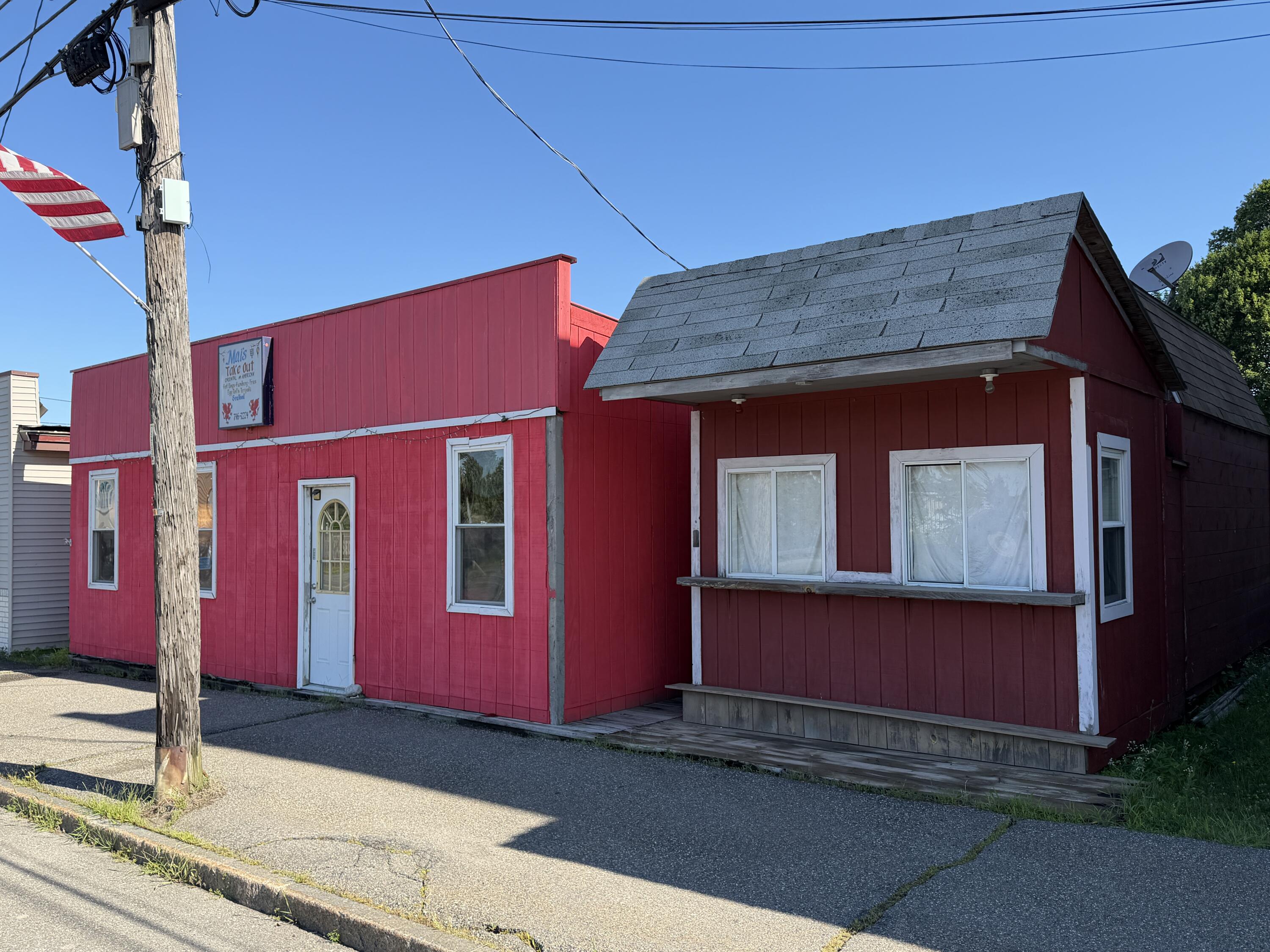 Photo of 69 Main Street East Millinocket ME 04430
