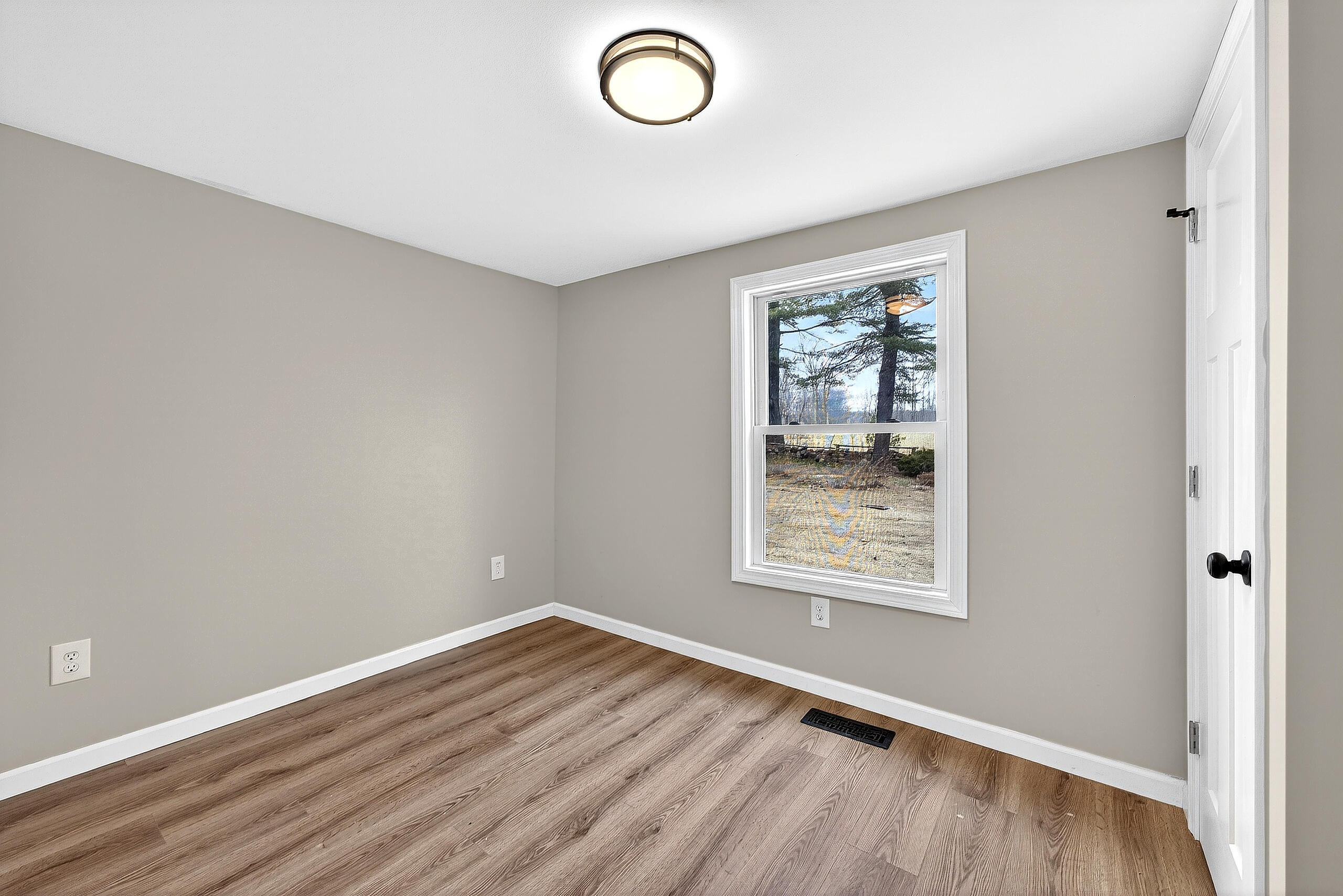 548 North Road, Mount Vernon, ME, 04352