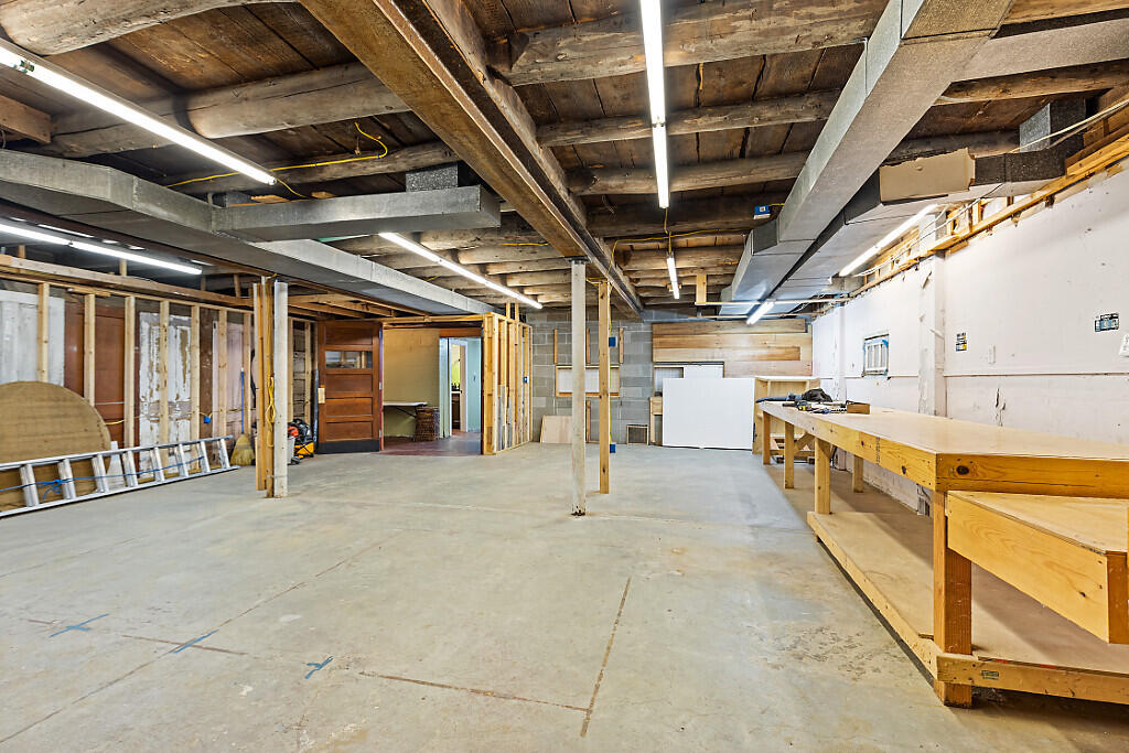 83 Main Street, Phillips, ME, 04966