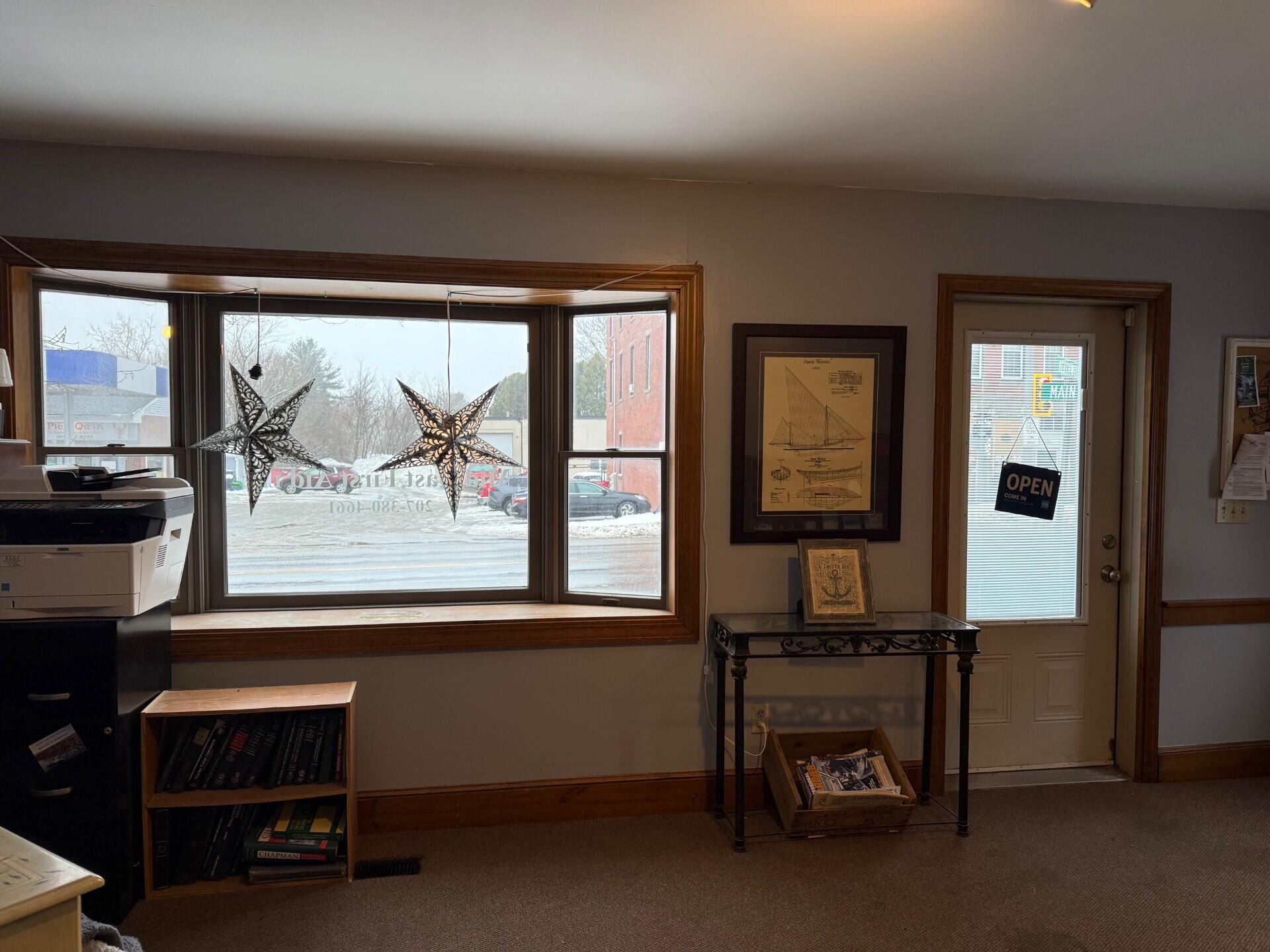 145 Main Street, Thomaston, ME, 04861