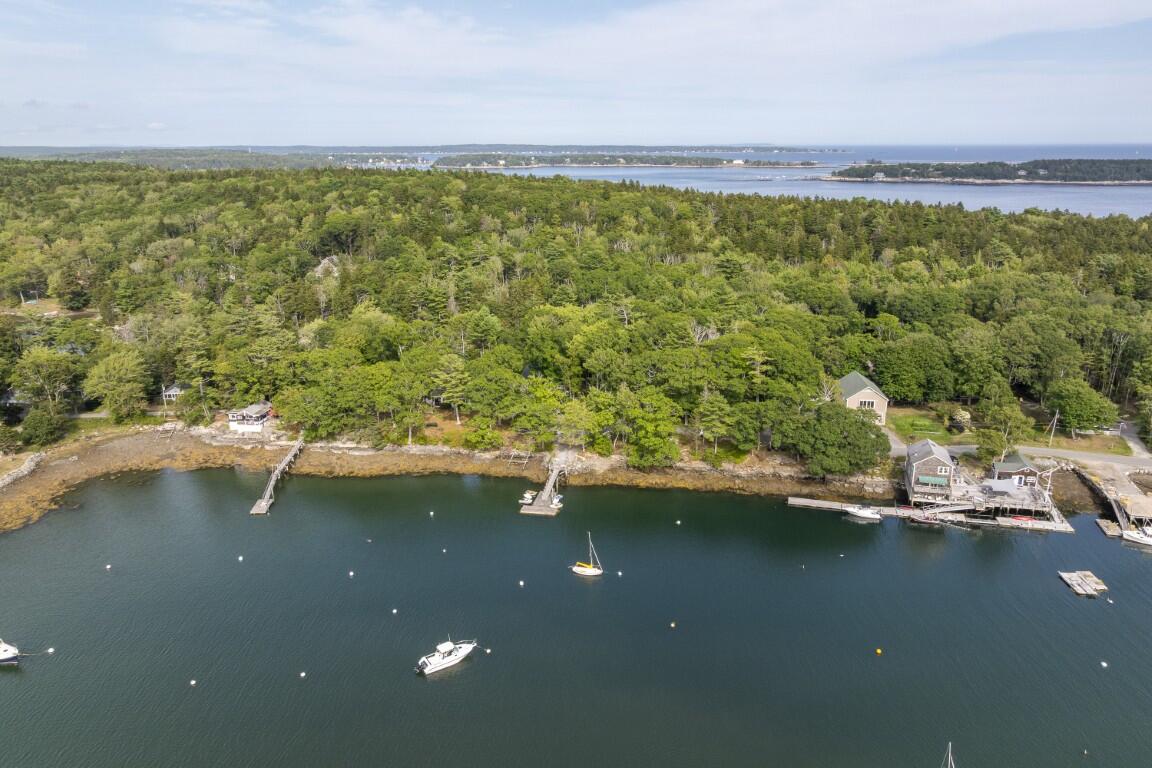 Photo of 84 Samoset Trail Boothbay ME 04544