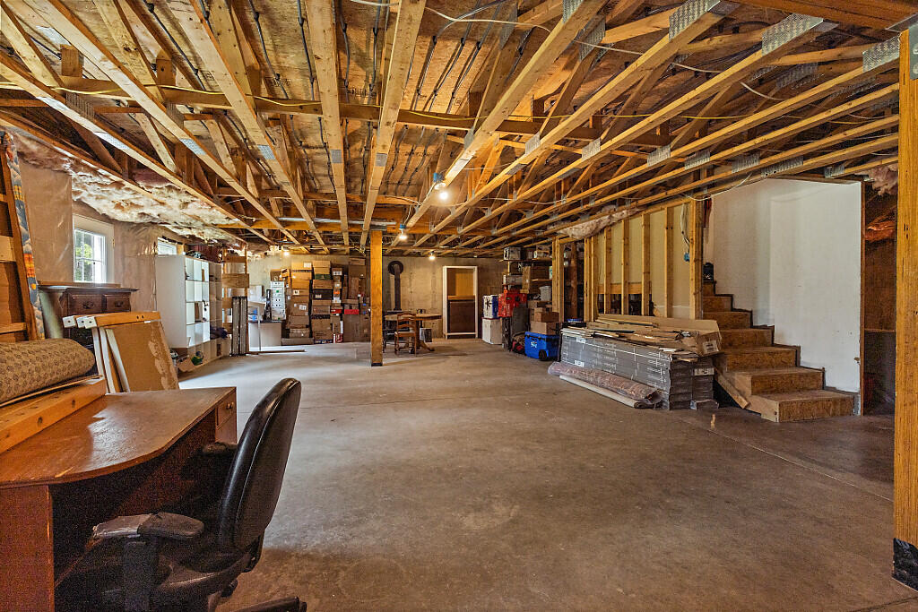 43 Brookside Lane, Freeman Twp, ME, 04983