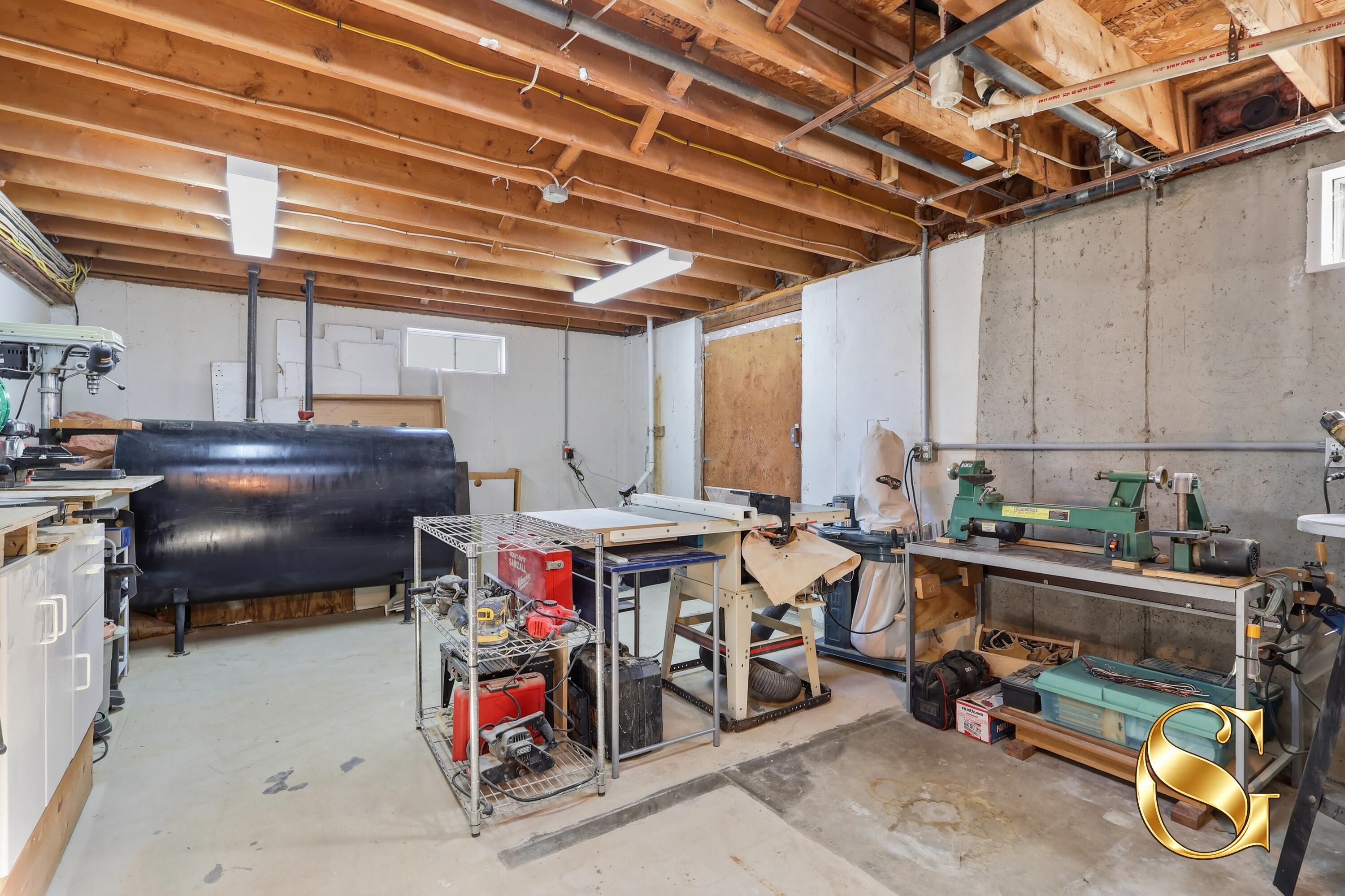 16 Coville Road, Topsham, ME 04086 25