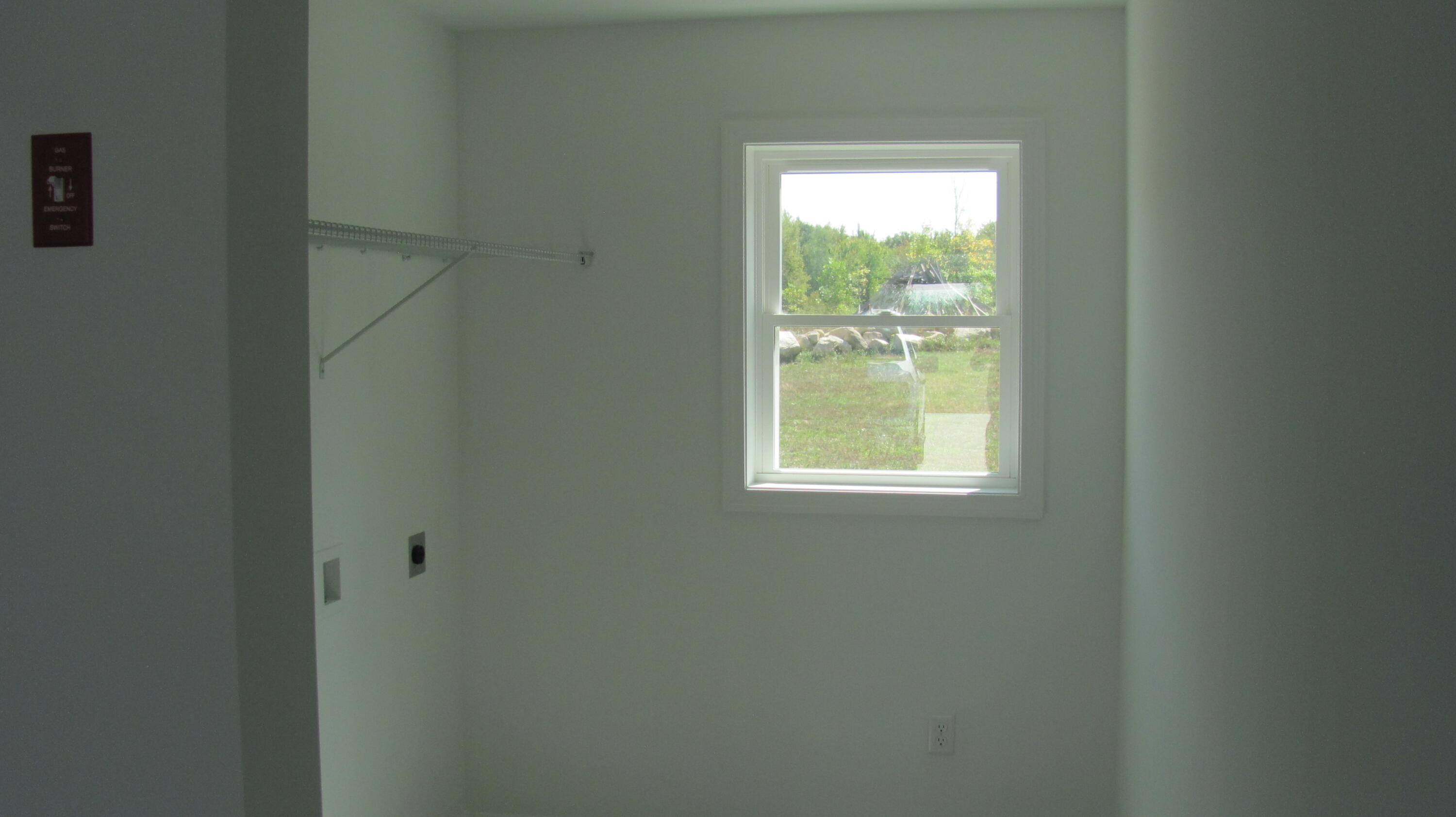 18 Thurlow Drive, Oxford, ME, 04270