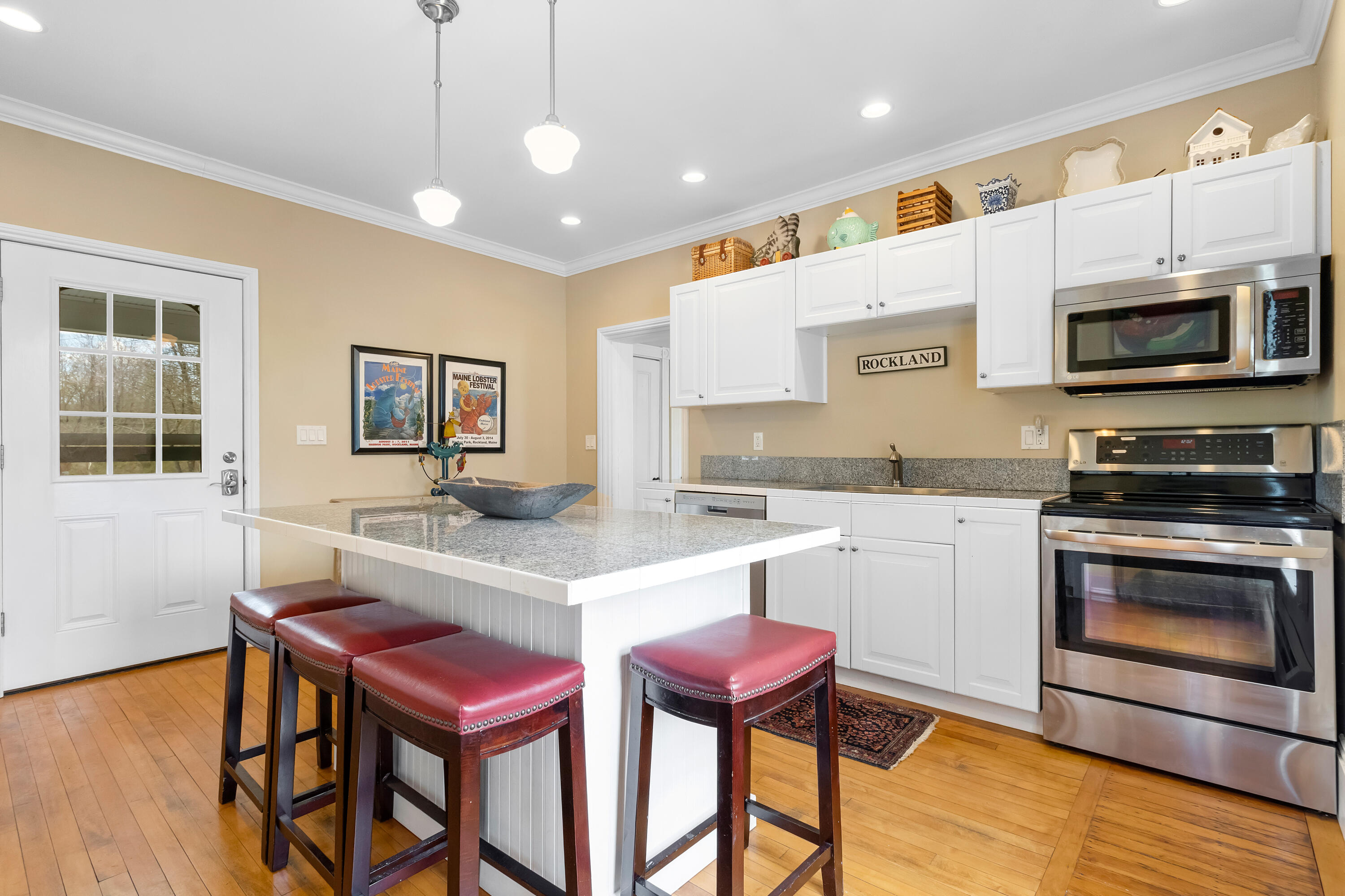 34 Mechanic Street, Rockland, ME, 04841